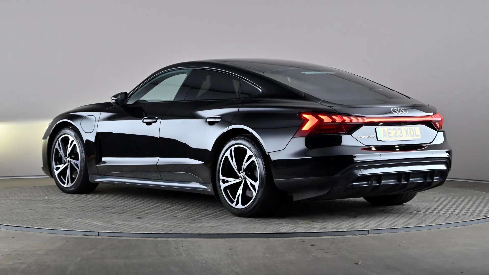 2023 AUDI E-TRON GT 2023 AUDI E-TRON GT