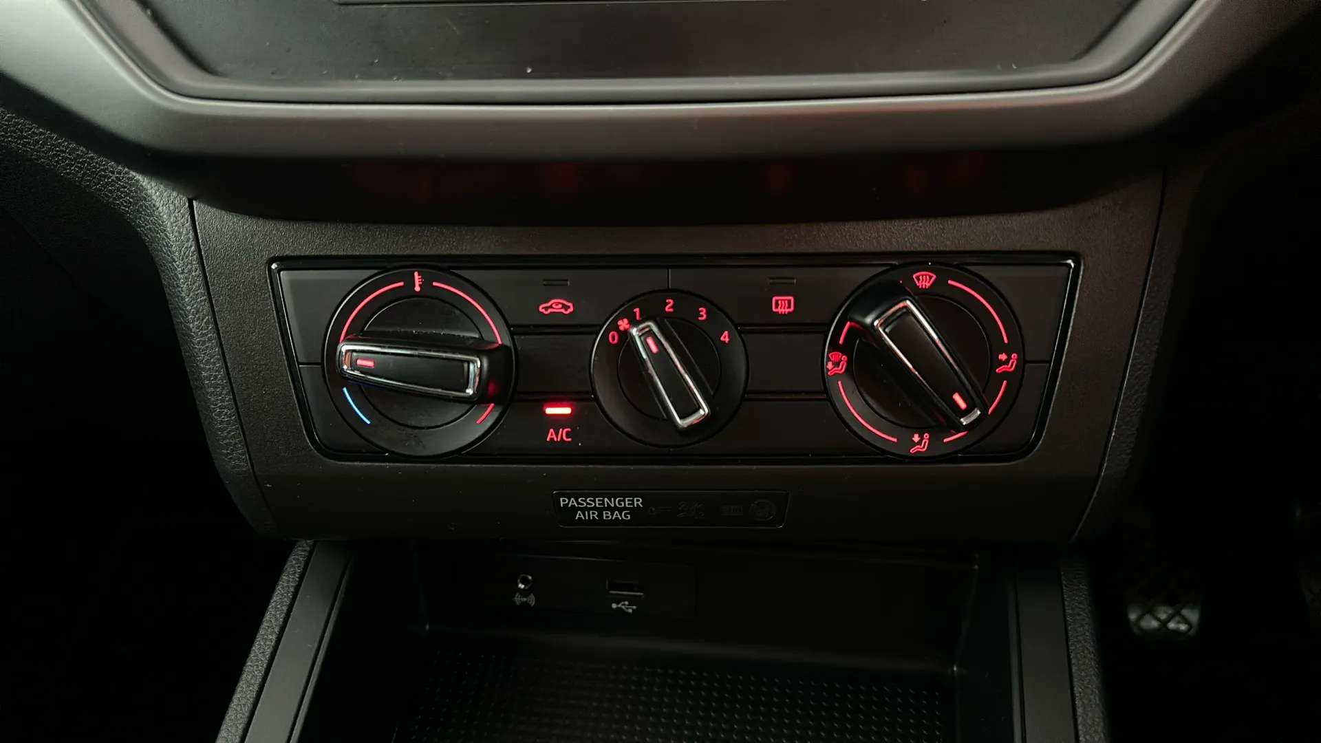 2017 SEAT IBIZA 2017 SEAT IBIZA