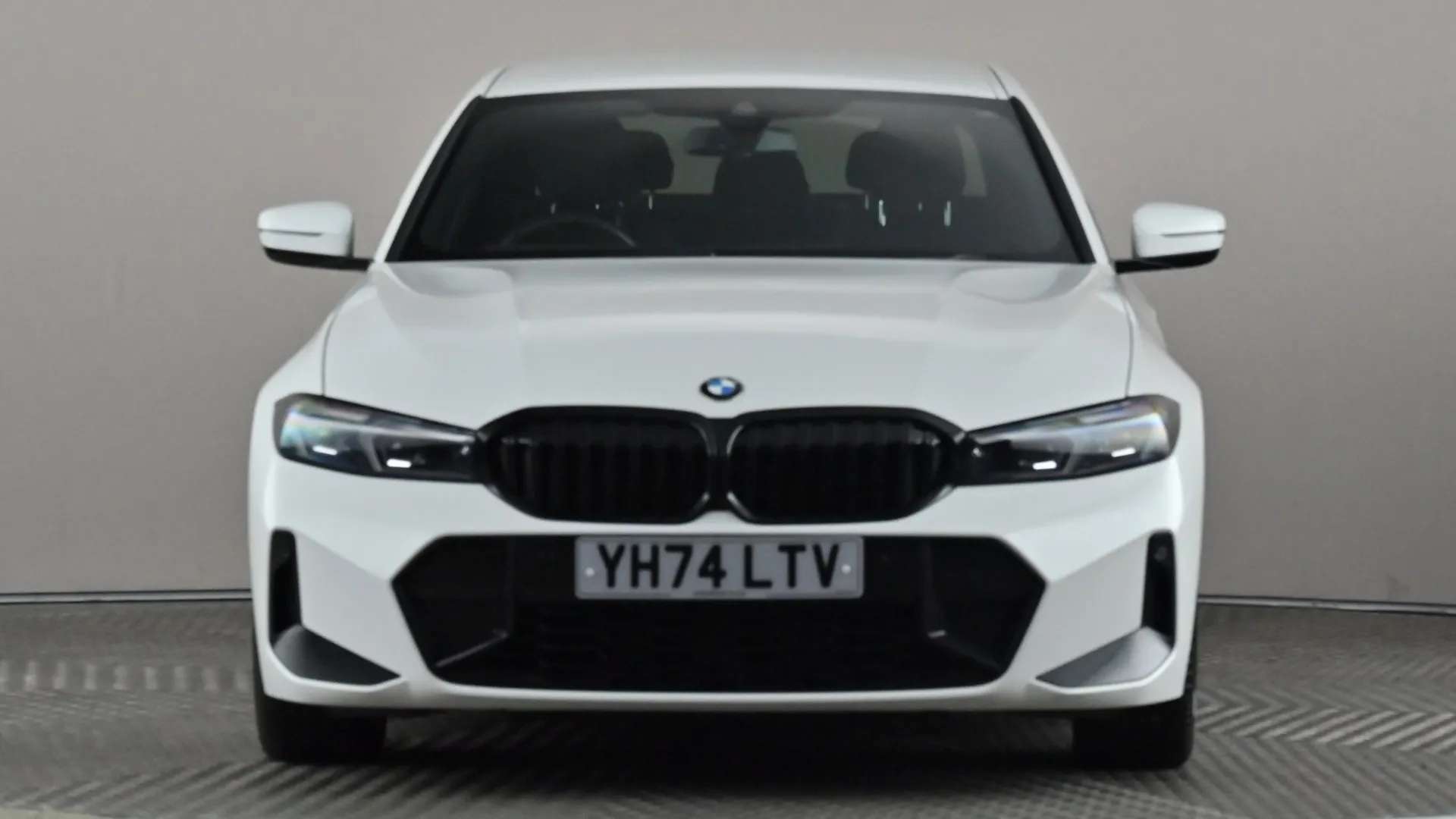 A 2024 BMW 3 SERIES 320i M Sport Step Auto A 2024 BMW 3 SERIES 320i M Sport Step Auto