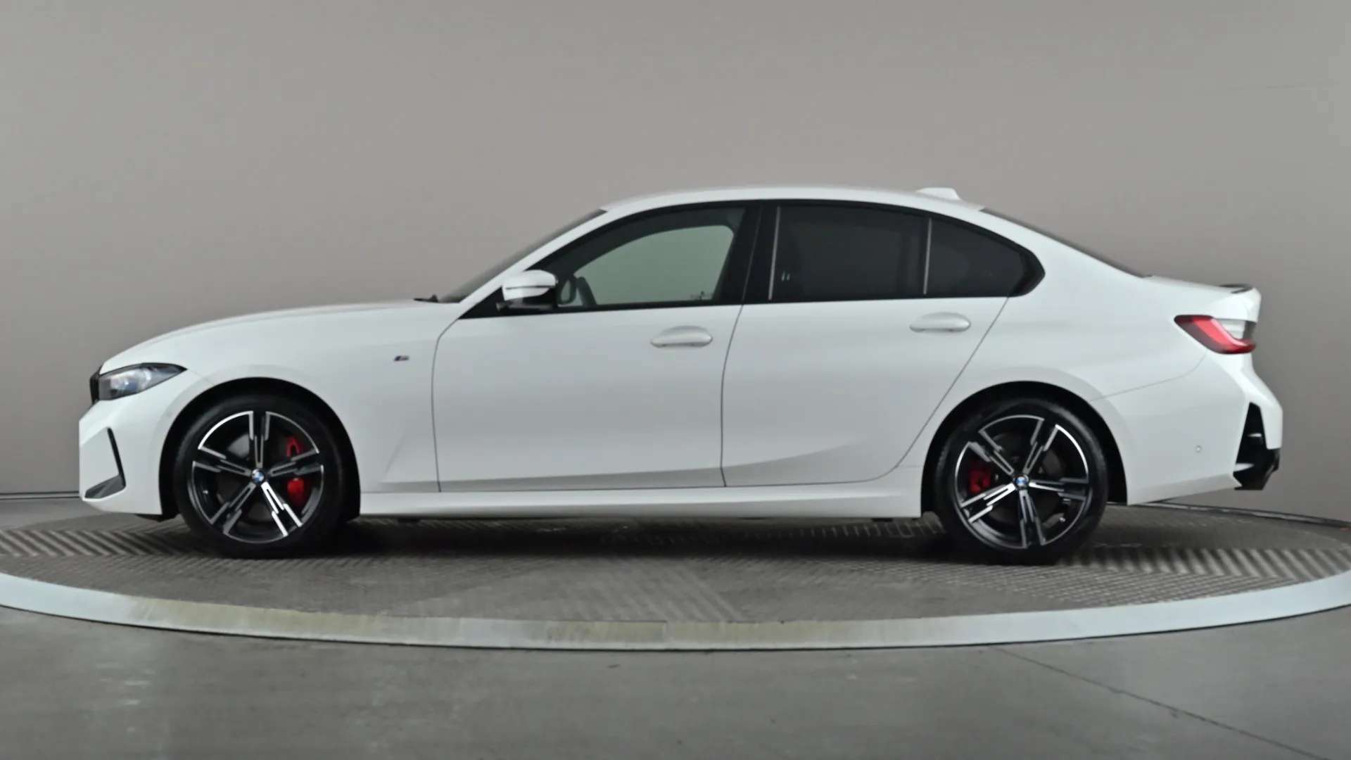 A 2024 BMW 3 SERIES 320i M Sport Step Auto A 2024 BMW 3 SERIES 320i M Sport Step Auto