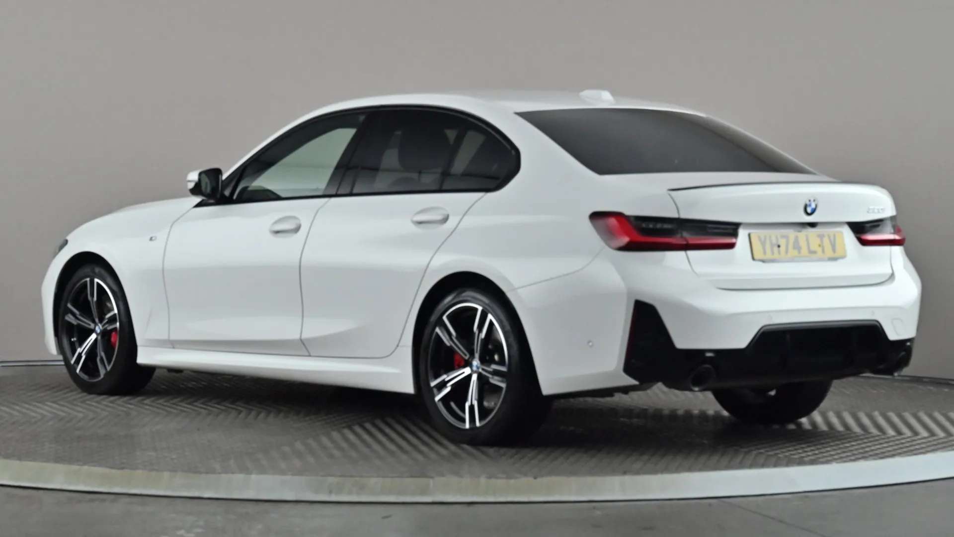 A 2024 BMW 3 SERIES 320i M Sport Step Auto A 2024 BMW 3 SERIES 320i M Sport Step Auto