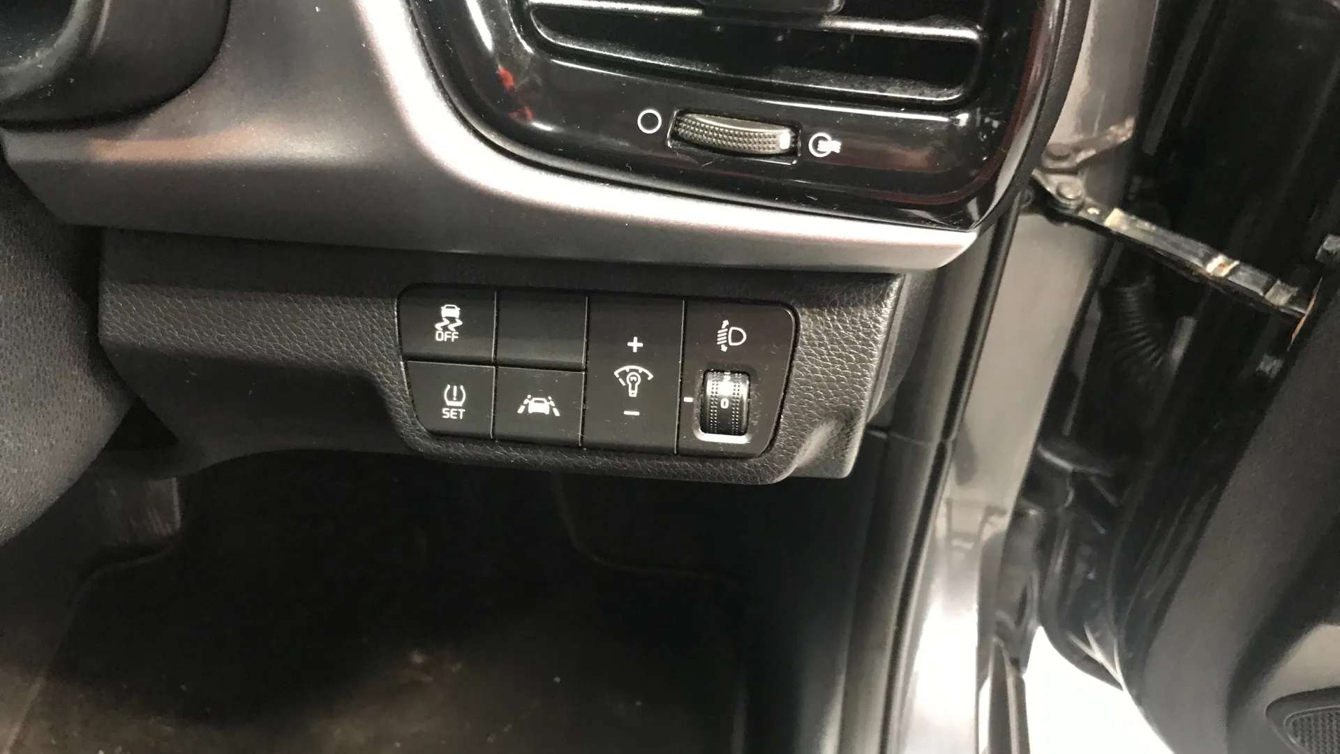 2018 KIA RIO 2018 KIA RIO