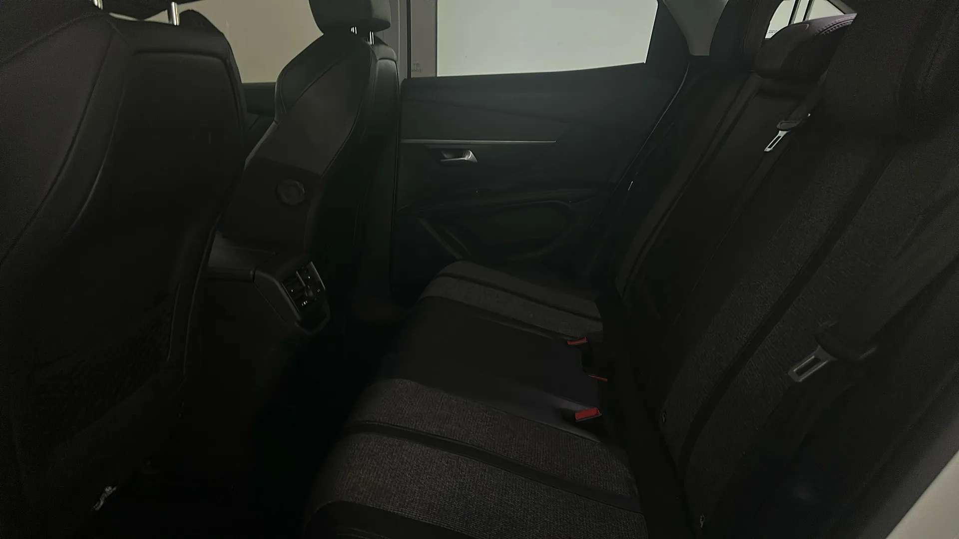 2018 PEUGEOT 3008 2018 PEUGEOT 3008