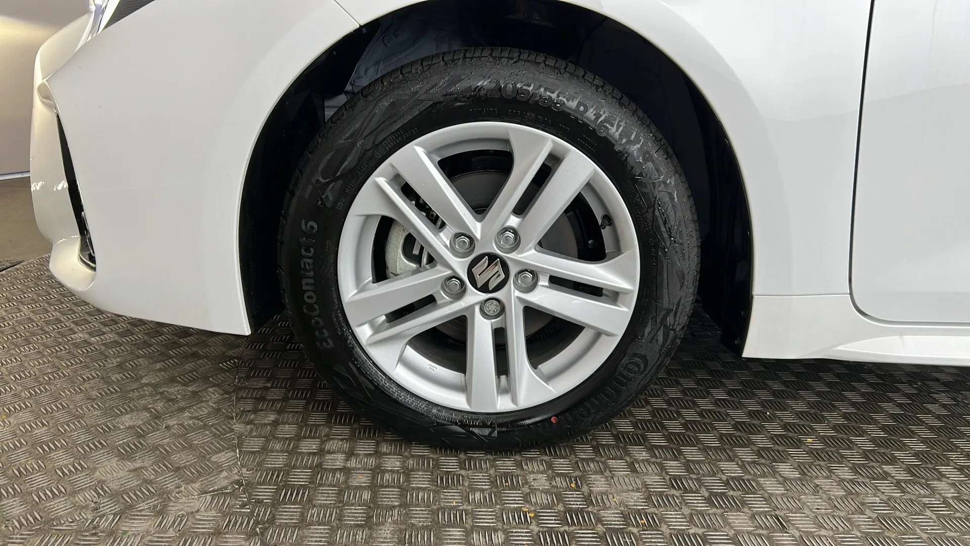 2023 SUZUKI SWACE 2023 SUZUKI SWACE