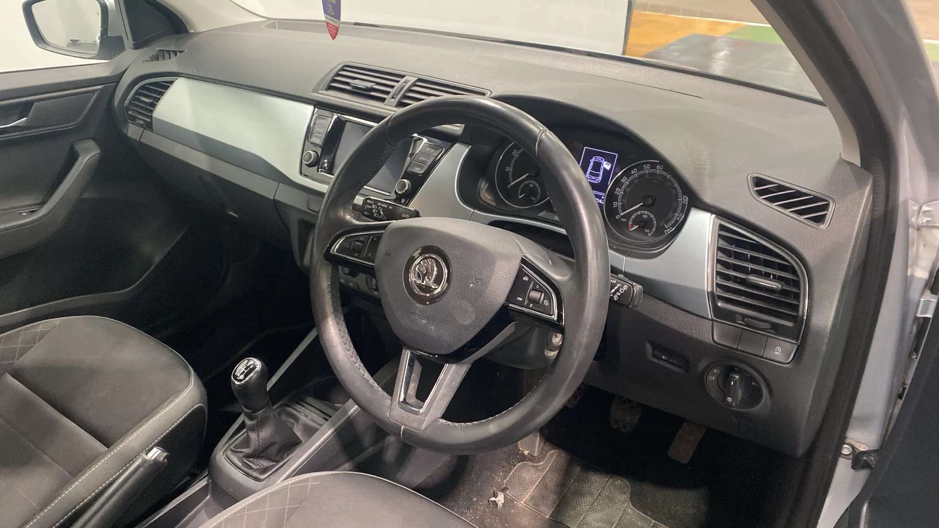 A 2019 SKODA FABIA 1.0 MPI 75 SE A 2019 SKODA FABIA 1.0 MPI 75 SE