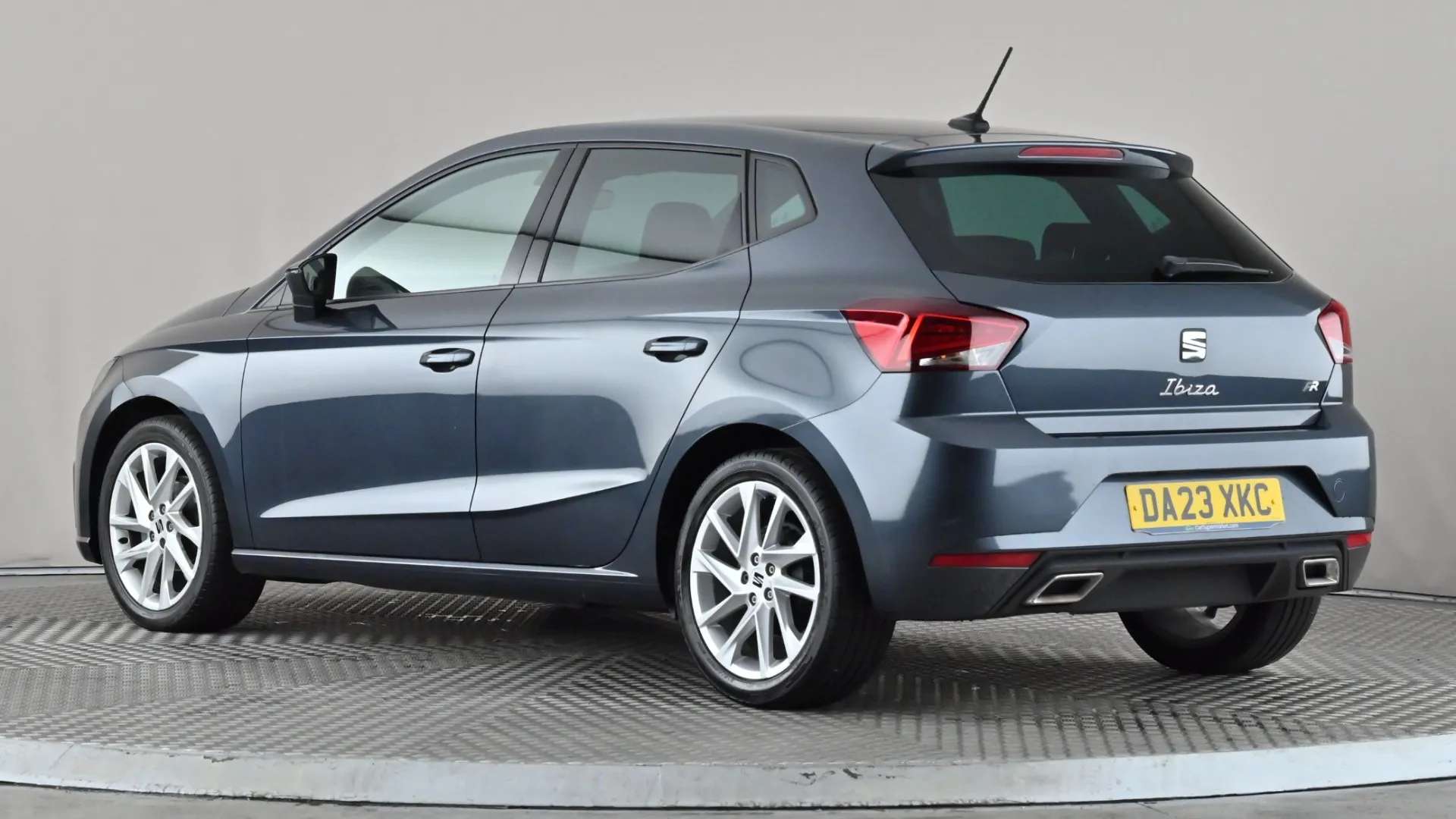 A 2023 SEAT IBIZA 1.0 TSI 95 FR A 2023 SEAT IBIZA 1.0 TSI 95 FR