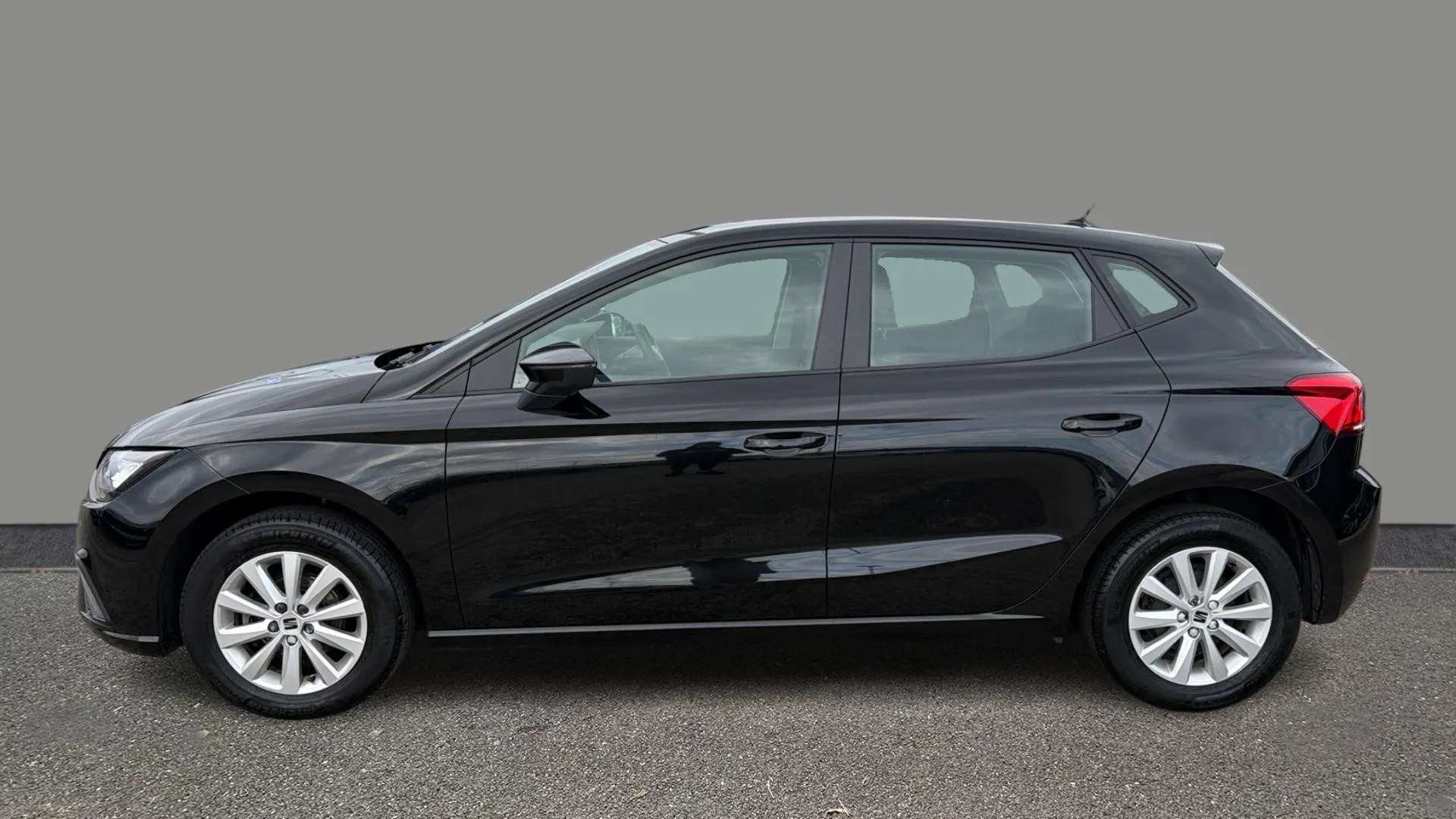 A 2023 SEAT IBIZA 1.0 TSI 95 SE A 2023 SEAT IBIZA 1.0 TSI 95 SE