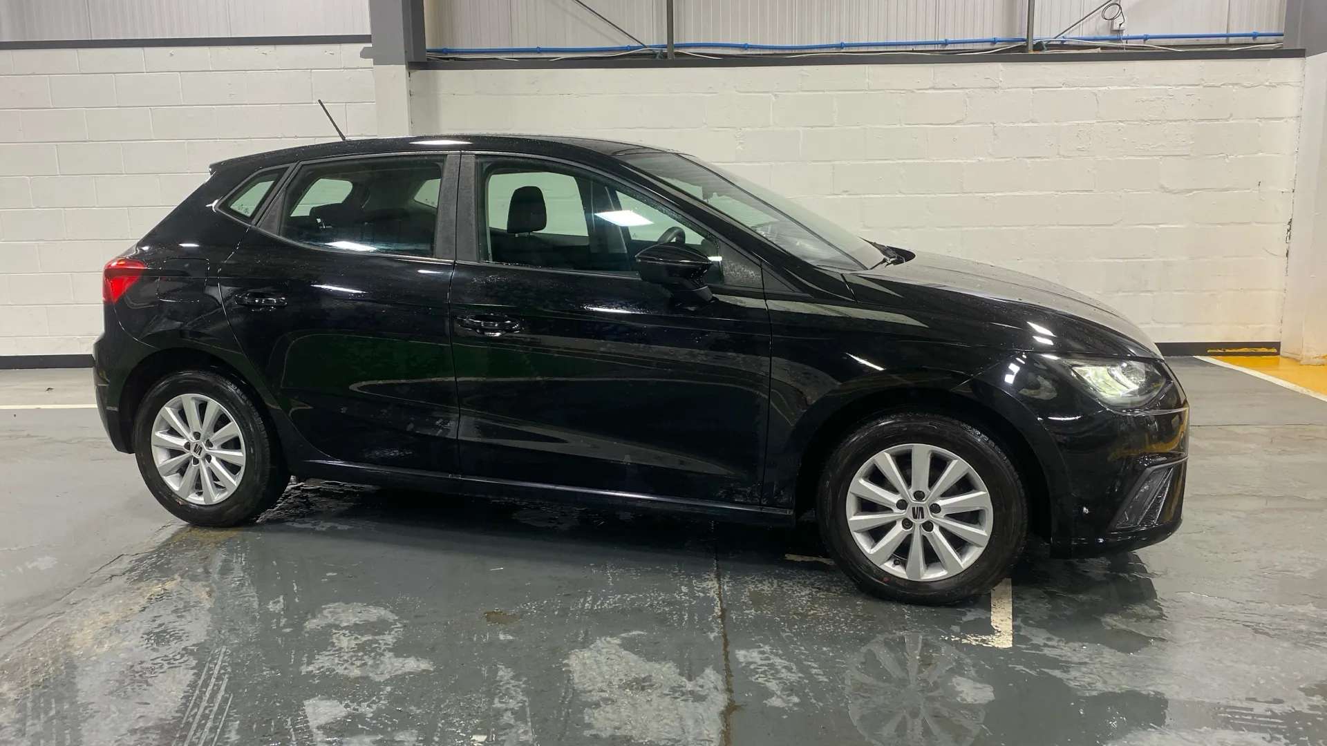 A 2024 SEAT IBIZA 1.0 TSI 95 SE A 2024 SEAT IBIZA 1.0 TSI 95 SE