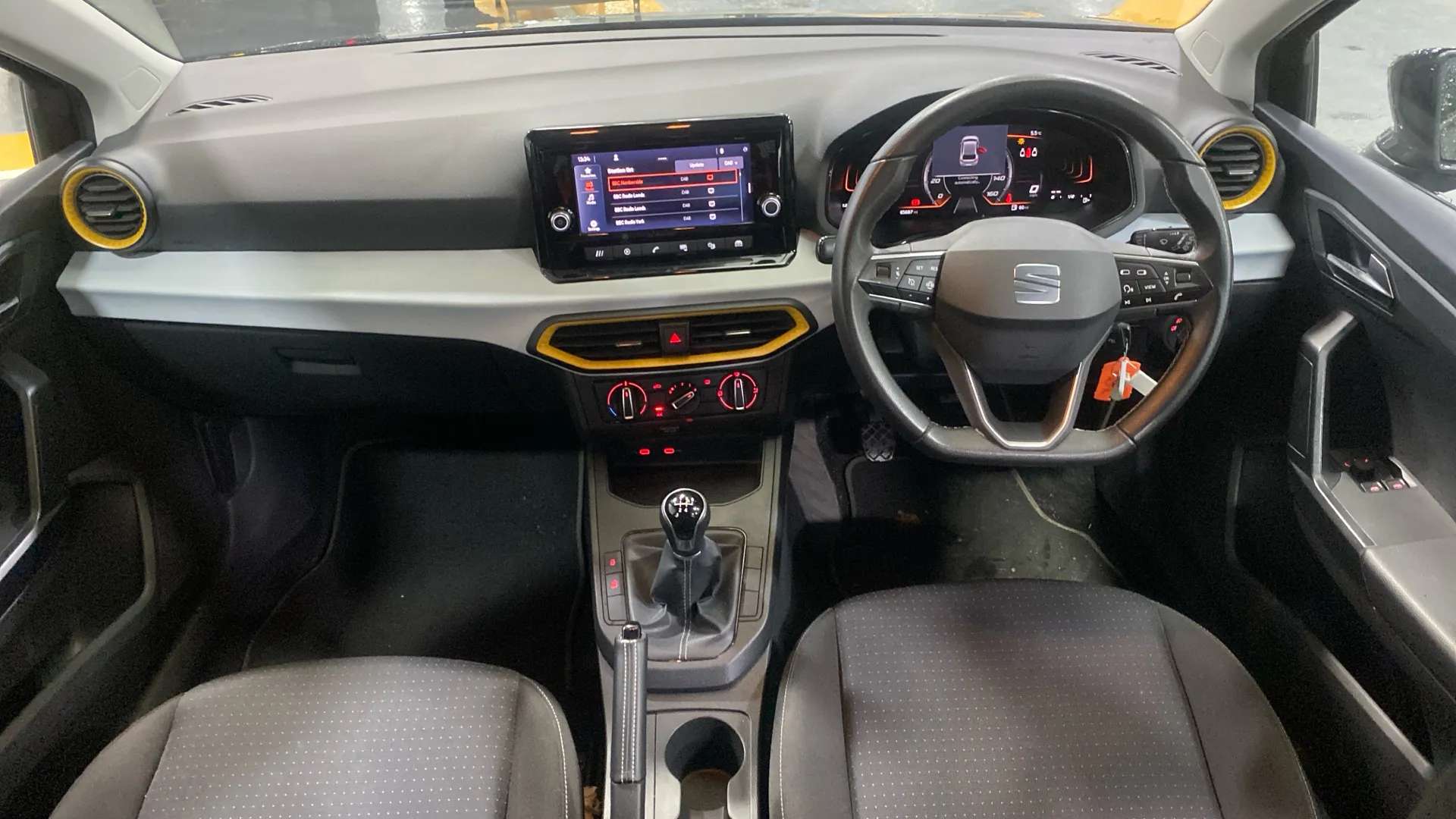 A 2024 SEAT IBIZA 1.0 TSI 95 SE A 2024 SEAT IBIZA 1.0 TSI 95 SE