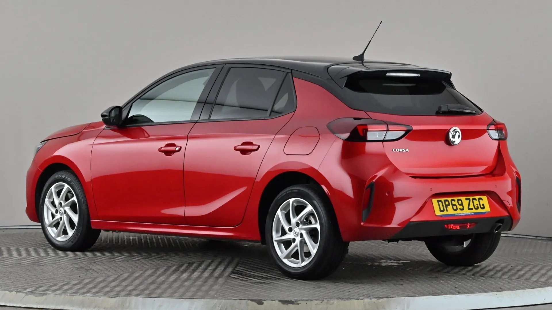 A 2019 VAUXHALL CORSA 1.2 Turbo SRi A 2019 VAUXHALL CORSA 1.2 Turbo SRi