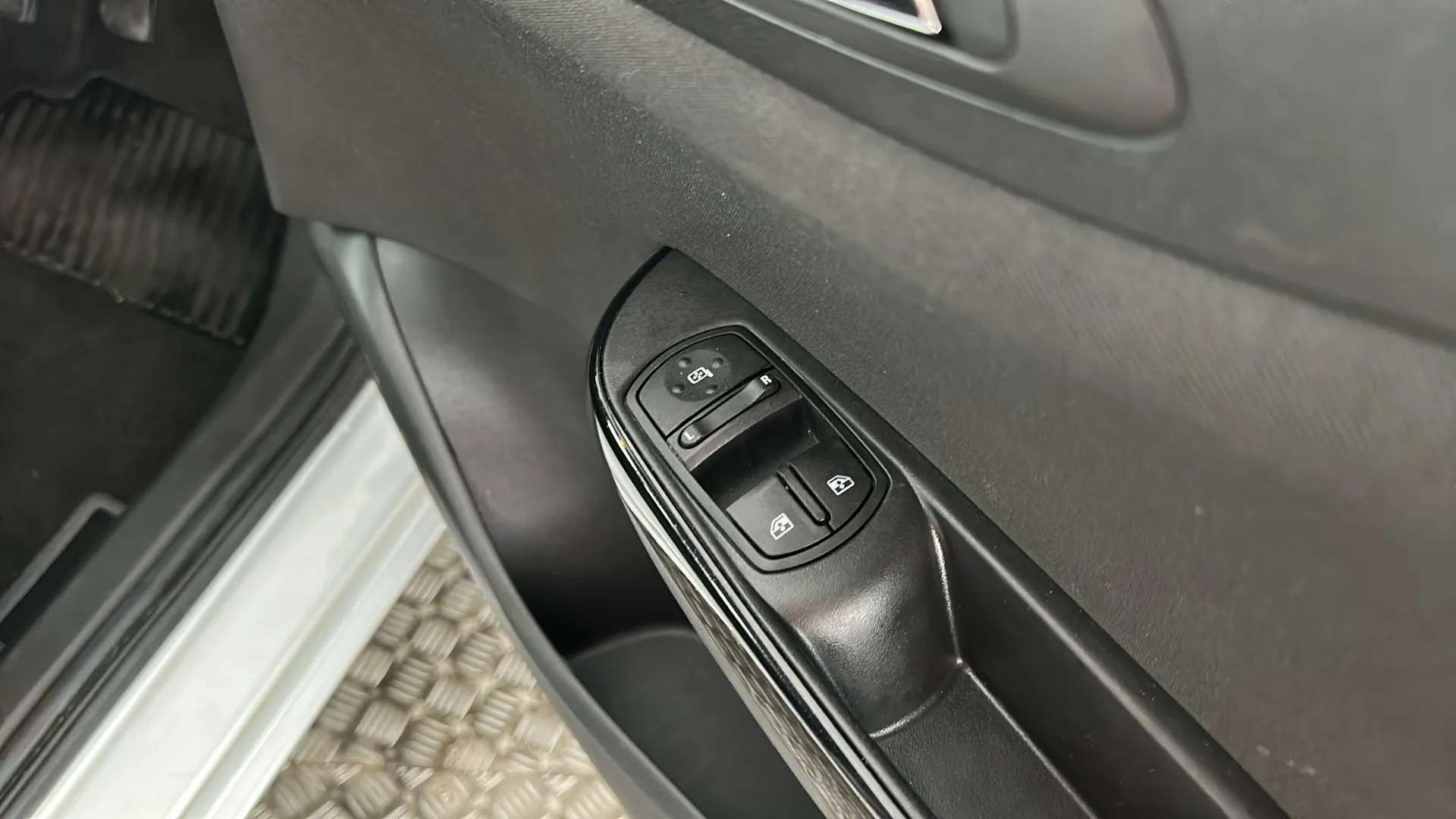 2018 VAUXHALL CORSA 2018 VAUXHALL CORSA