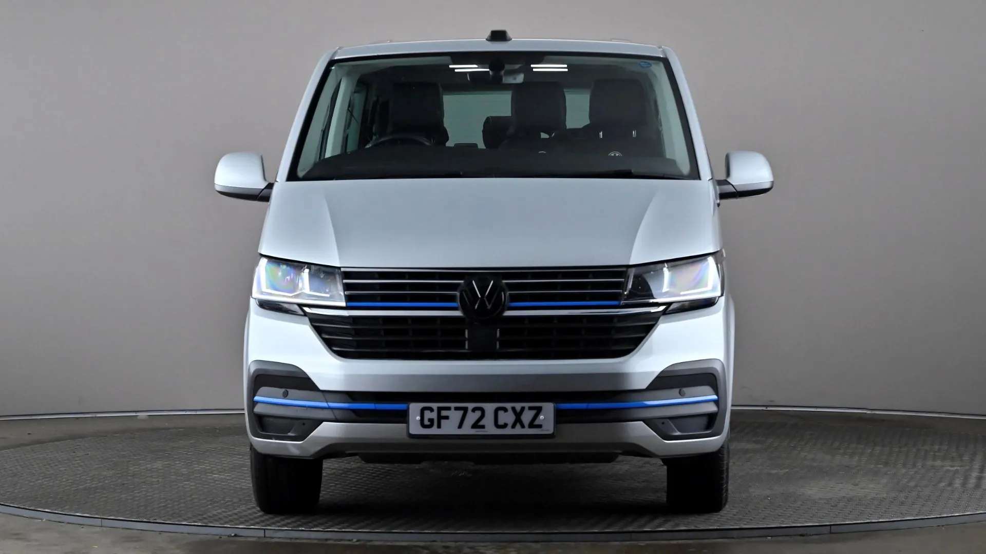 A 2022 VOLKSWAGEN TRANSPORTER SHUTTLE 2.0 TDI 150PS SE Minibus DSG A 2022 VOLKSWAGEN TRANSPORTER SHUTTLE 2.0 TDI 150PS SE Minibus DSG
