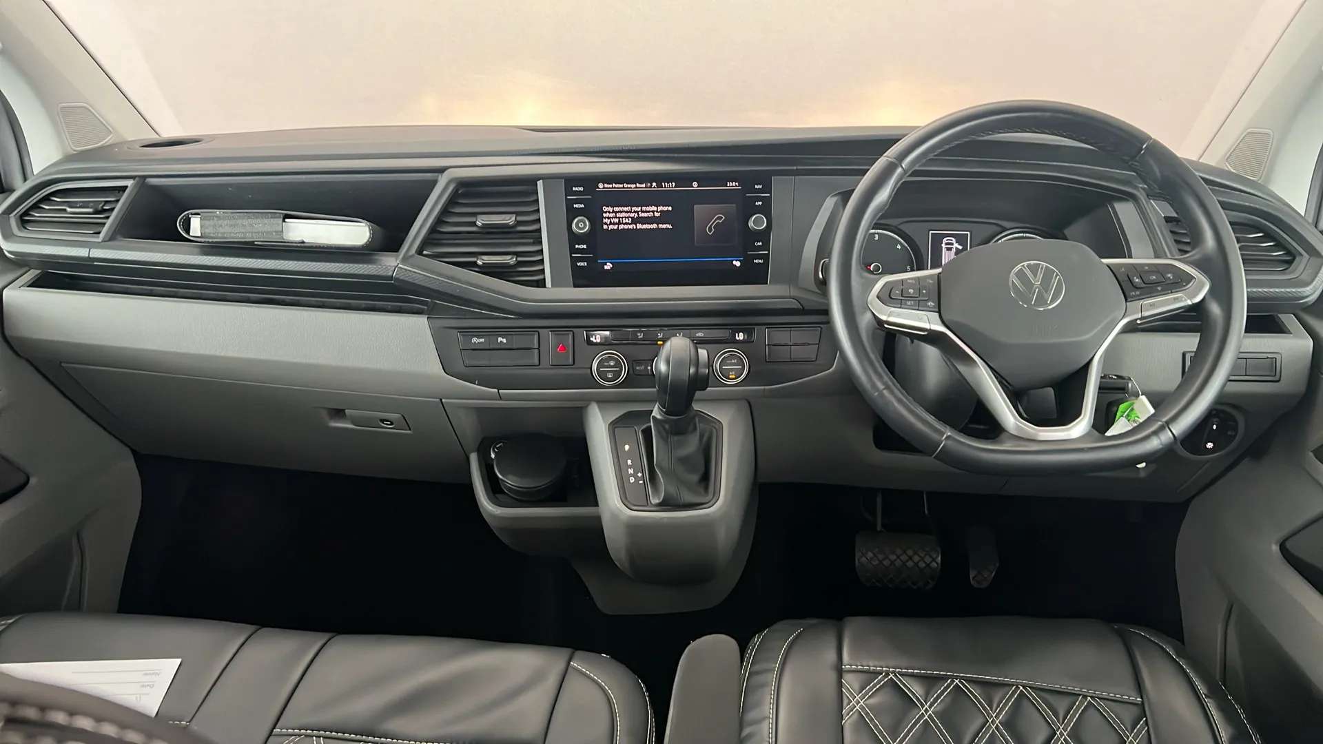 2022 VOLKSWAGEN TRANSPORTER SHUTTLE 2022 VOLKSWAGEN TRANSPORTER SHUTTLE