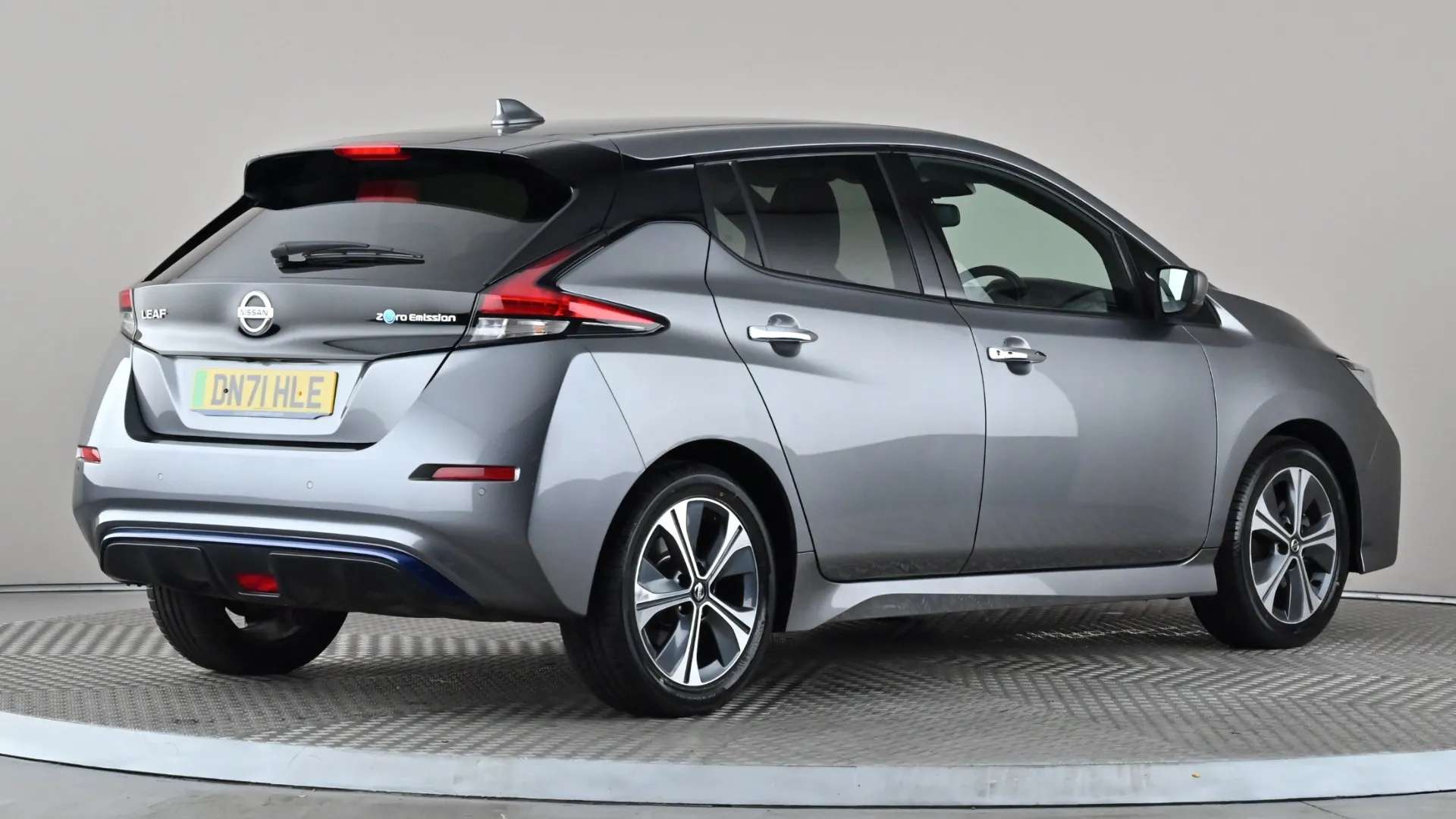 2021 NISSAN LEAF 2021 NISSAN LEAF
