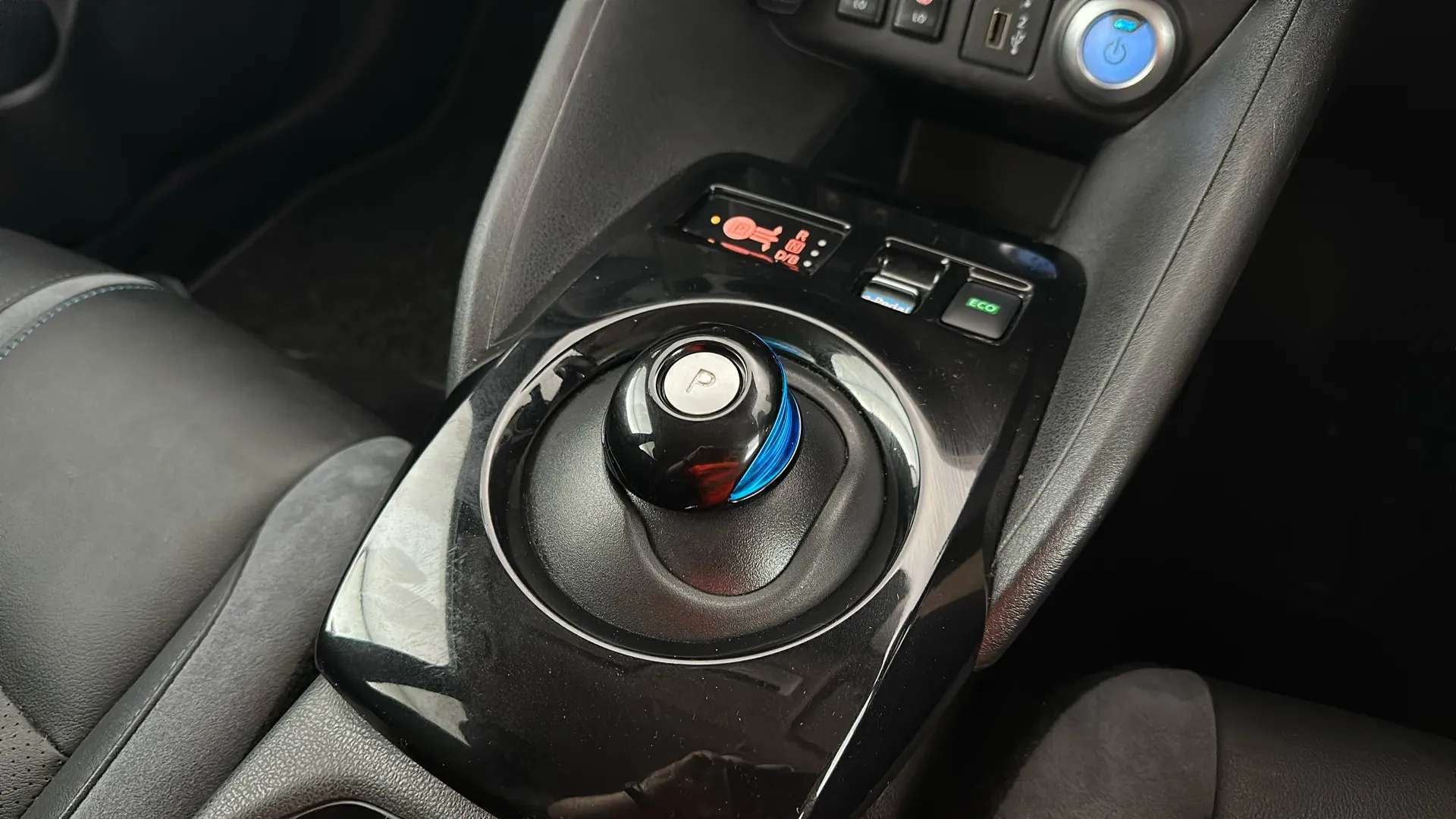 2021 NISSAN LEAF 2021 NISSAN LEAF