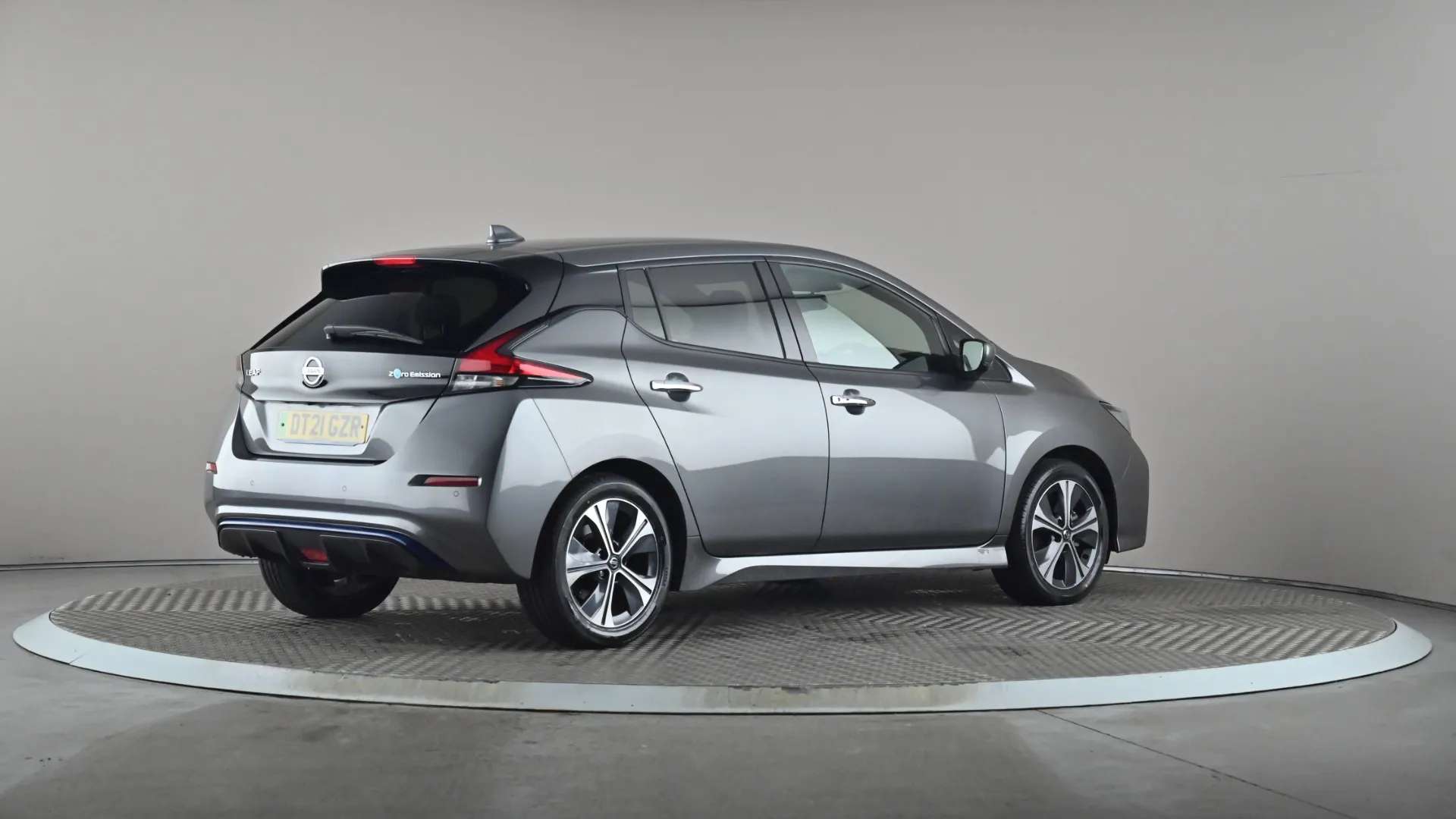 2021 NISSAN LEAF 2021 NISSAN LEAF