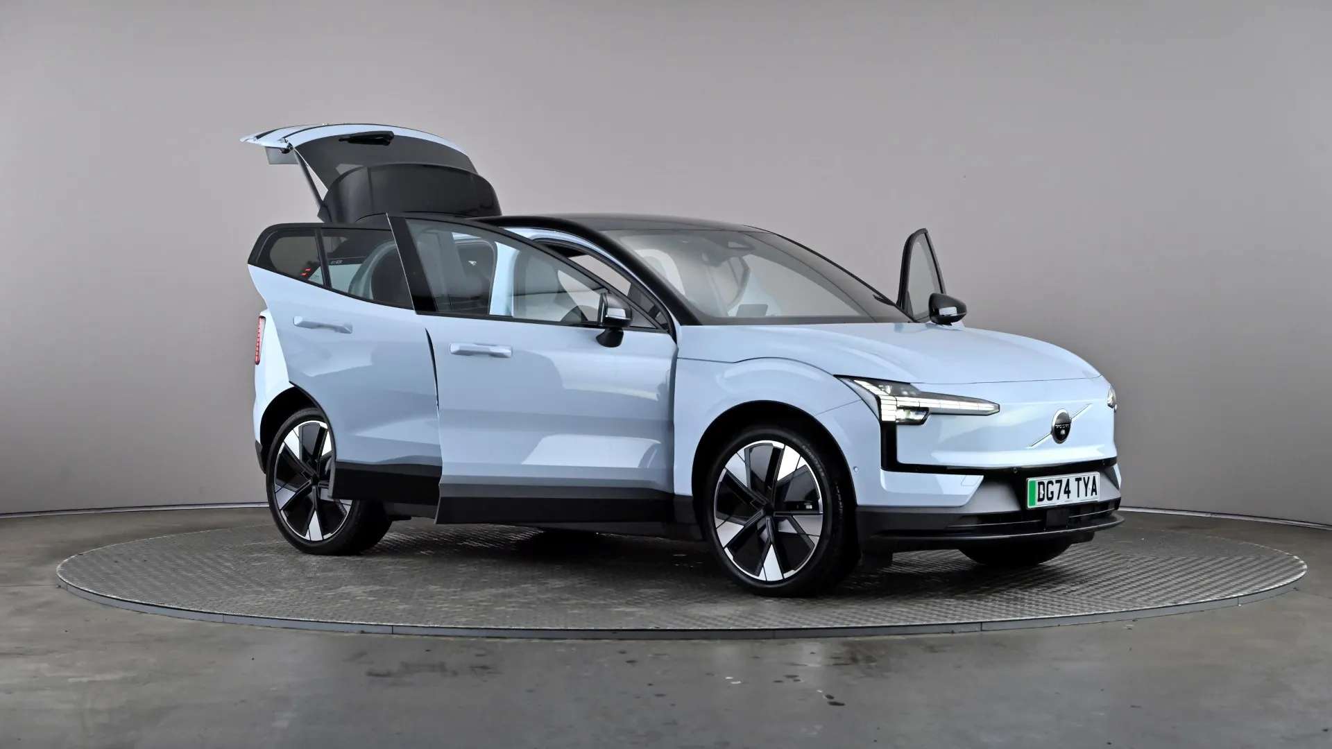 2024 VOLVO EX30 2024 VOLVO EX30