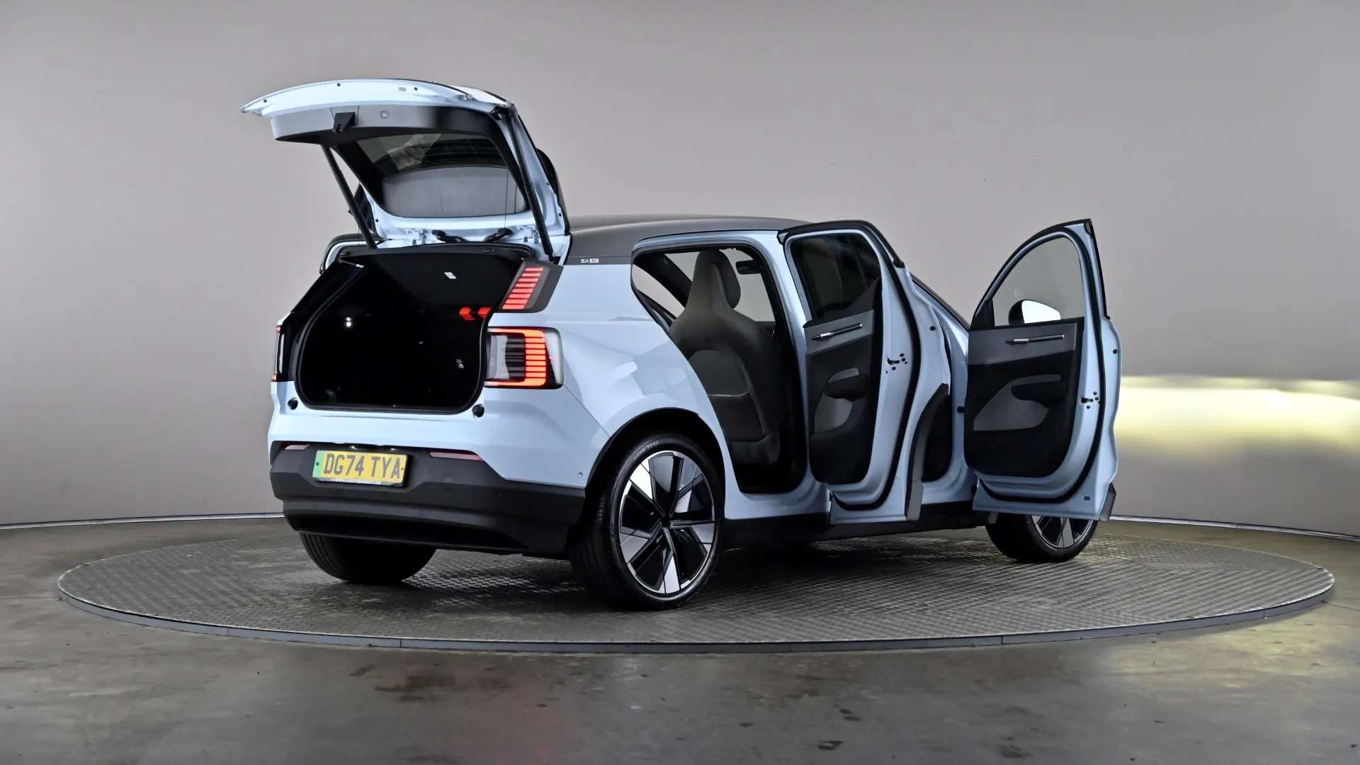 2024 VOLVO EX30 2024 VOLVO EX30