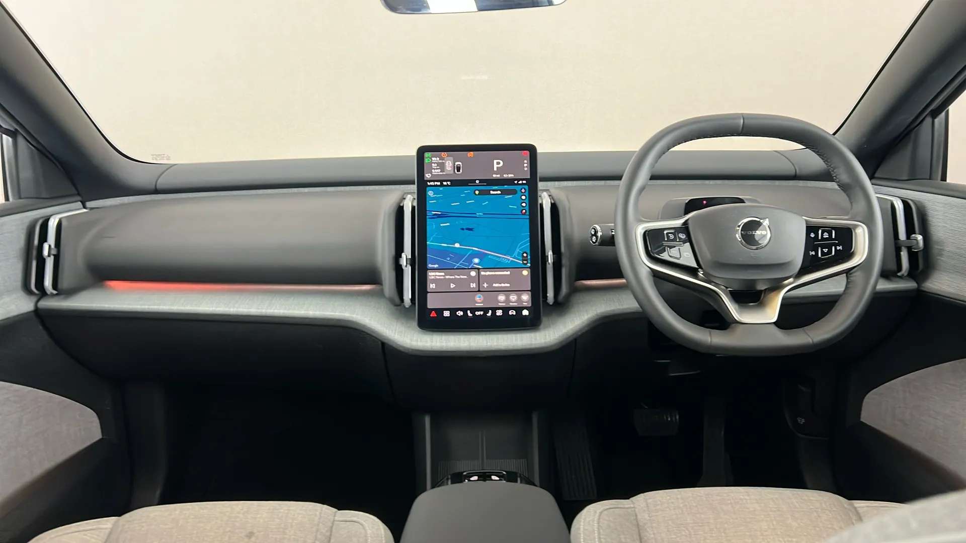 2024 VOLVO EX30 2024 VOLVO EX30