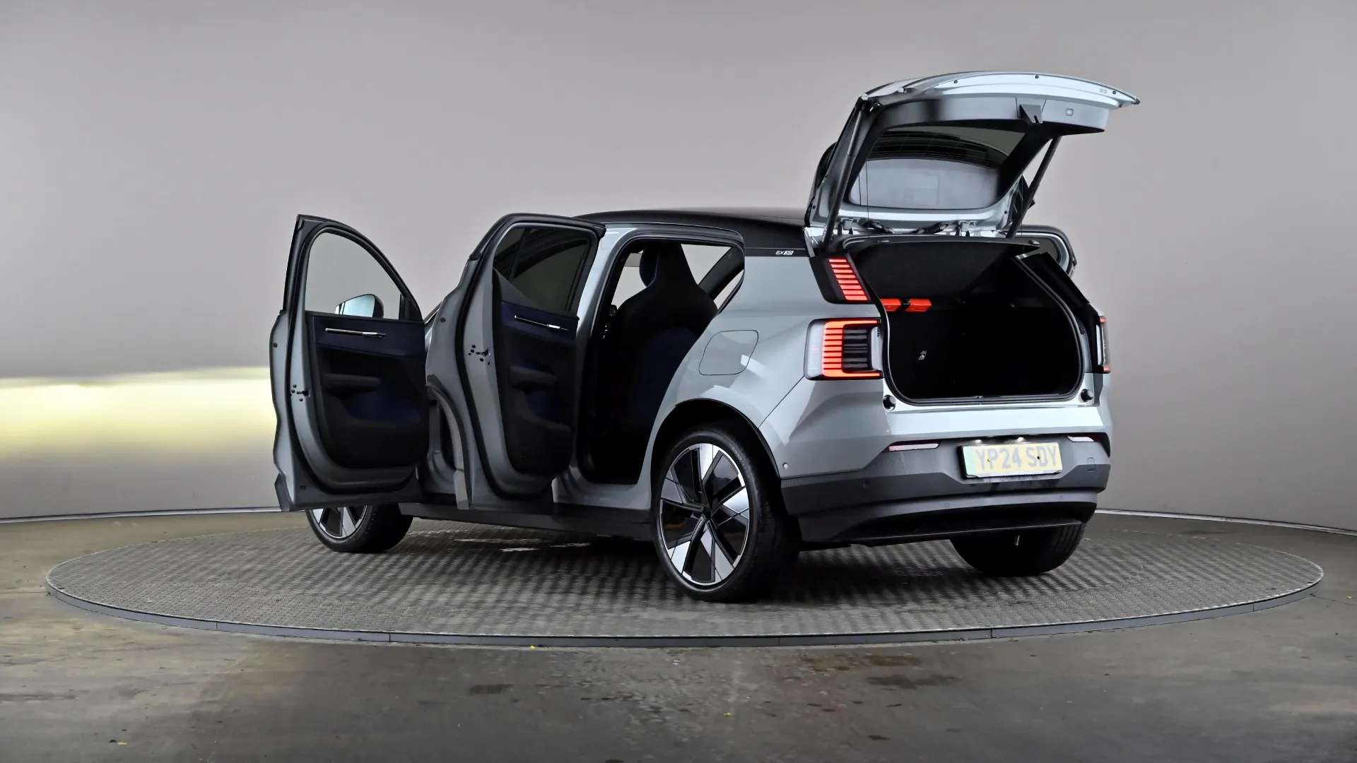 2024 VOLVO EX30 2024 VOLVO EX30