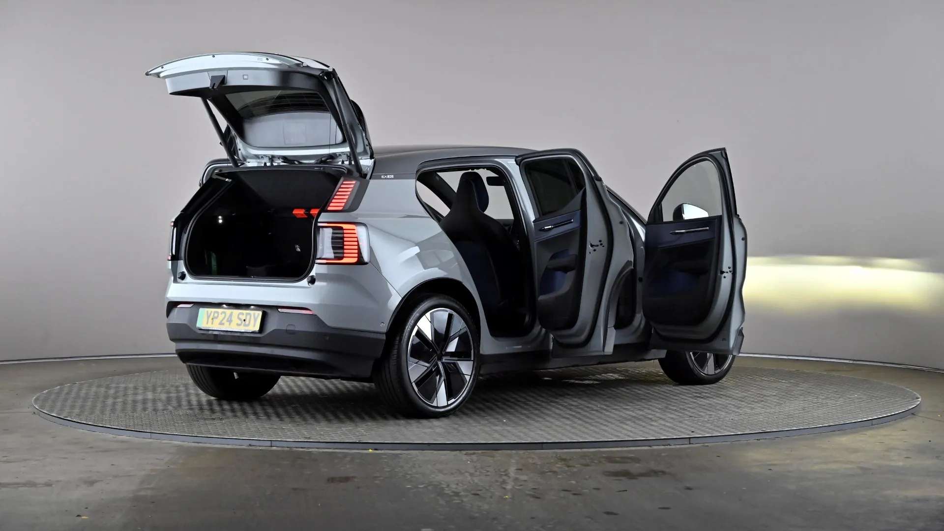 2024 VOLVO EX30 2024 VOLVO EX30