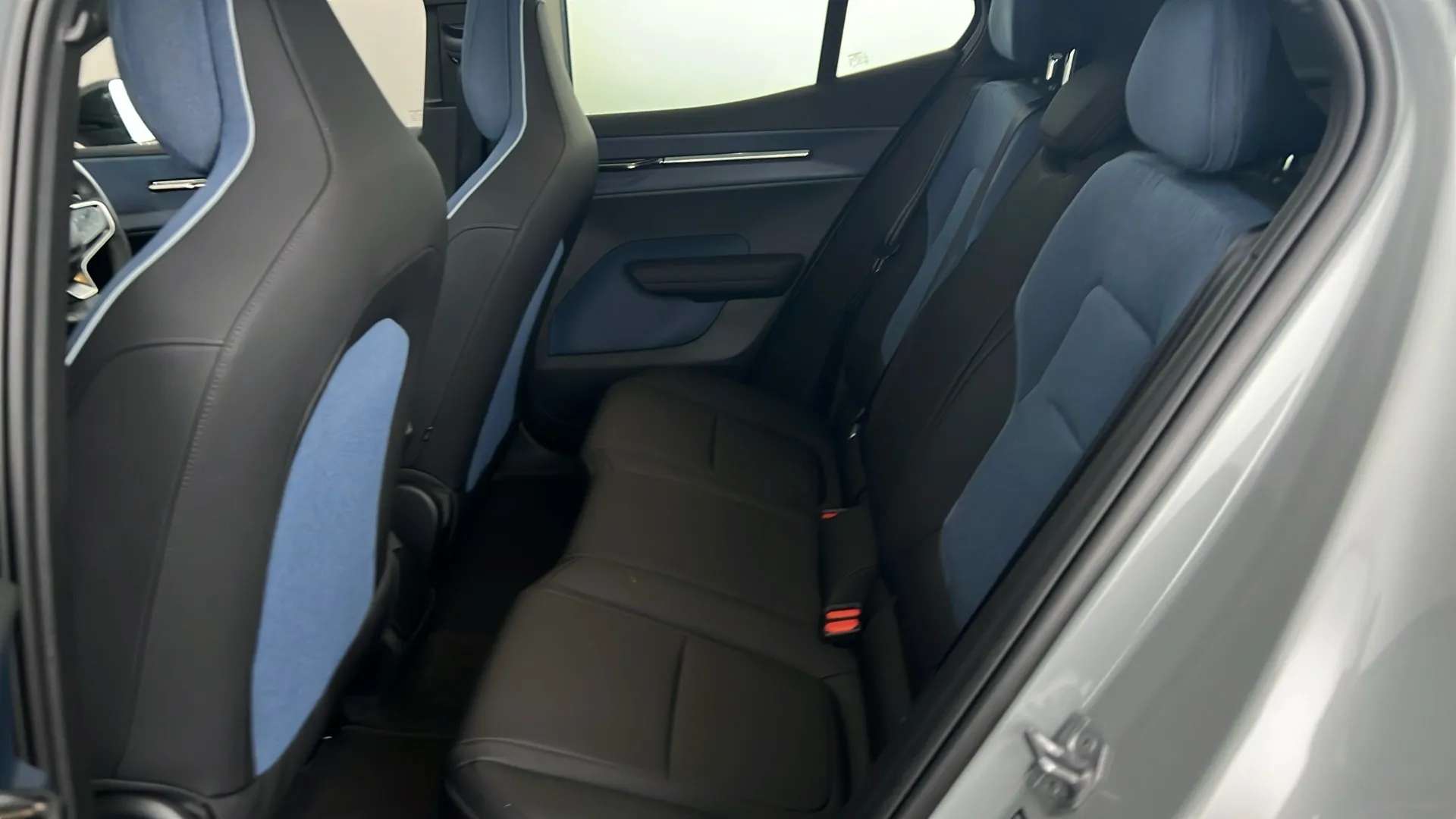 2024 VOLVO EX30 2024 VOLVO EX30