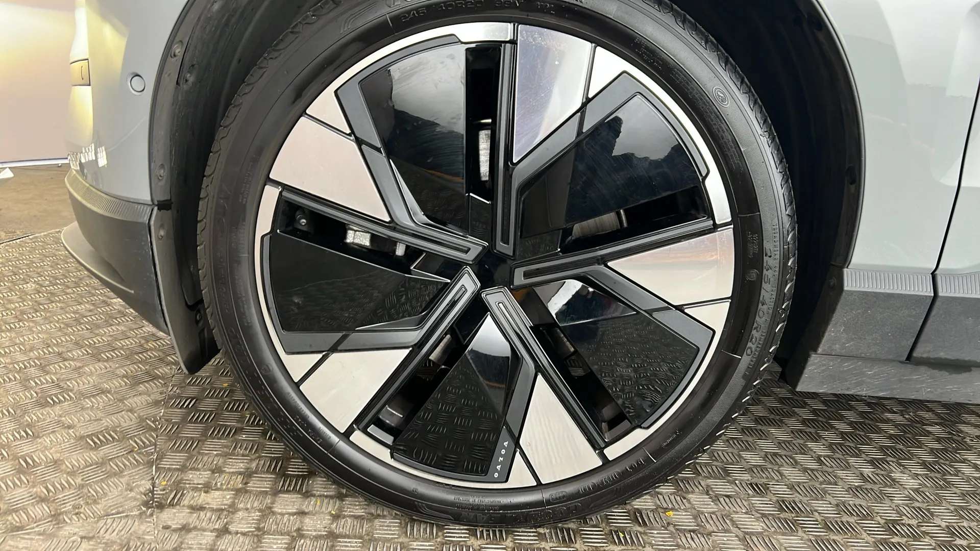 2024 VOLVO EX30 2024 VOLVO EX30