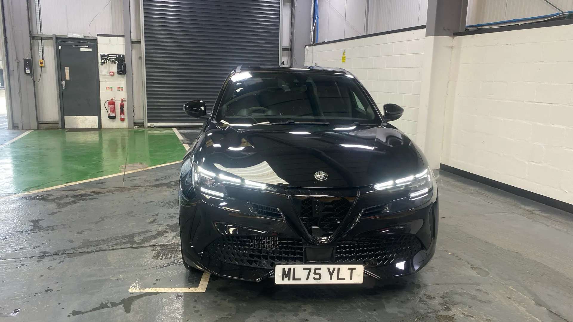 A 2025 ALFA ROMEO JUNIOR 1.2 Turbo Ibrida Intensa Auto A 2025 ALFA ROMEO JUNIOR 1.2 Turbo Ibrida Intensa Auto