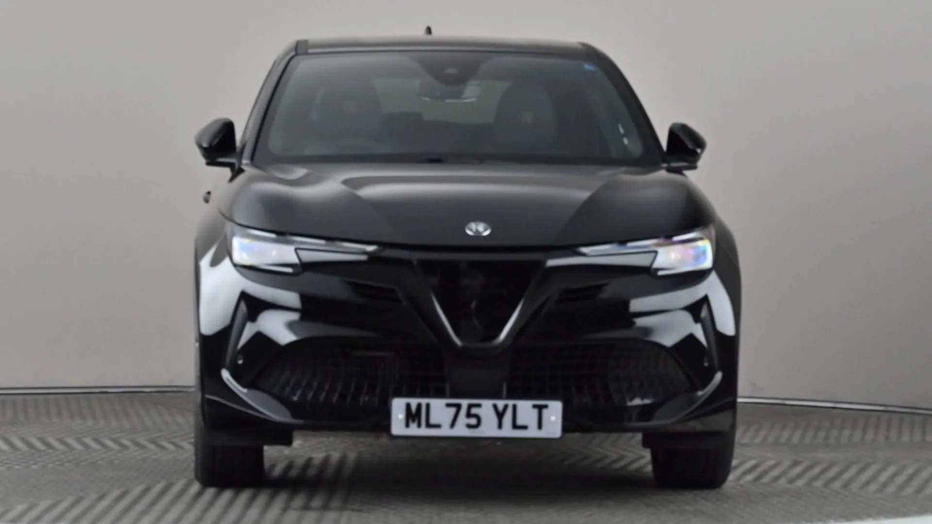 A 2025 ALFA ROMEO JUNIOR 1.2 Turbo Ibrida Intensa Auto A 2025 ALFA ROMEO JUNIOR 1.2 Turbo Ibrida Intensa Auto