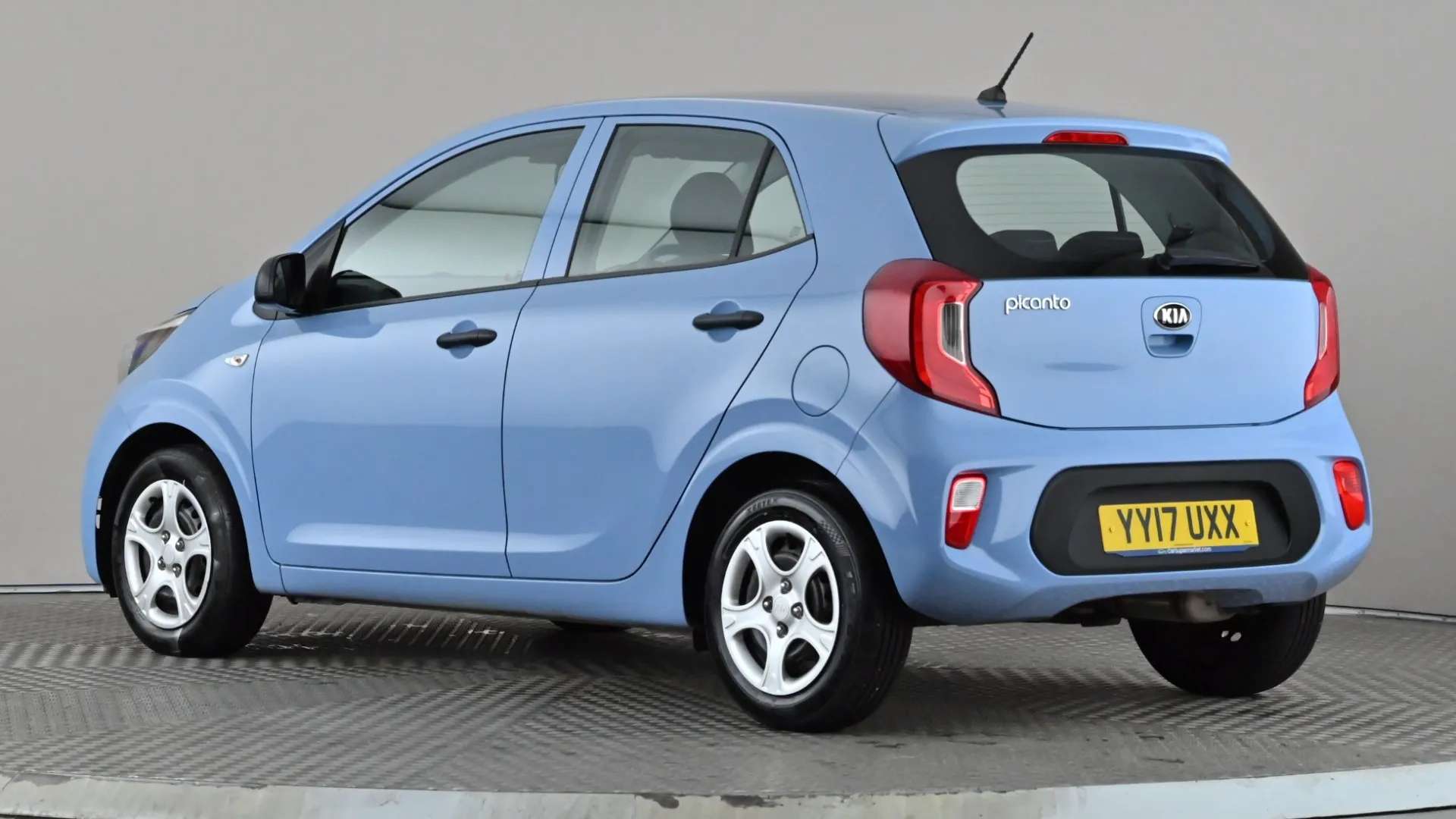A 2017 KIA PICANTO 1.0 1 A 2017 KIA PICANTO 1.0 1