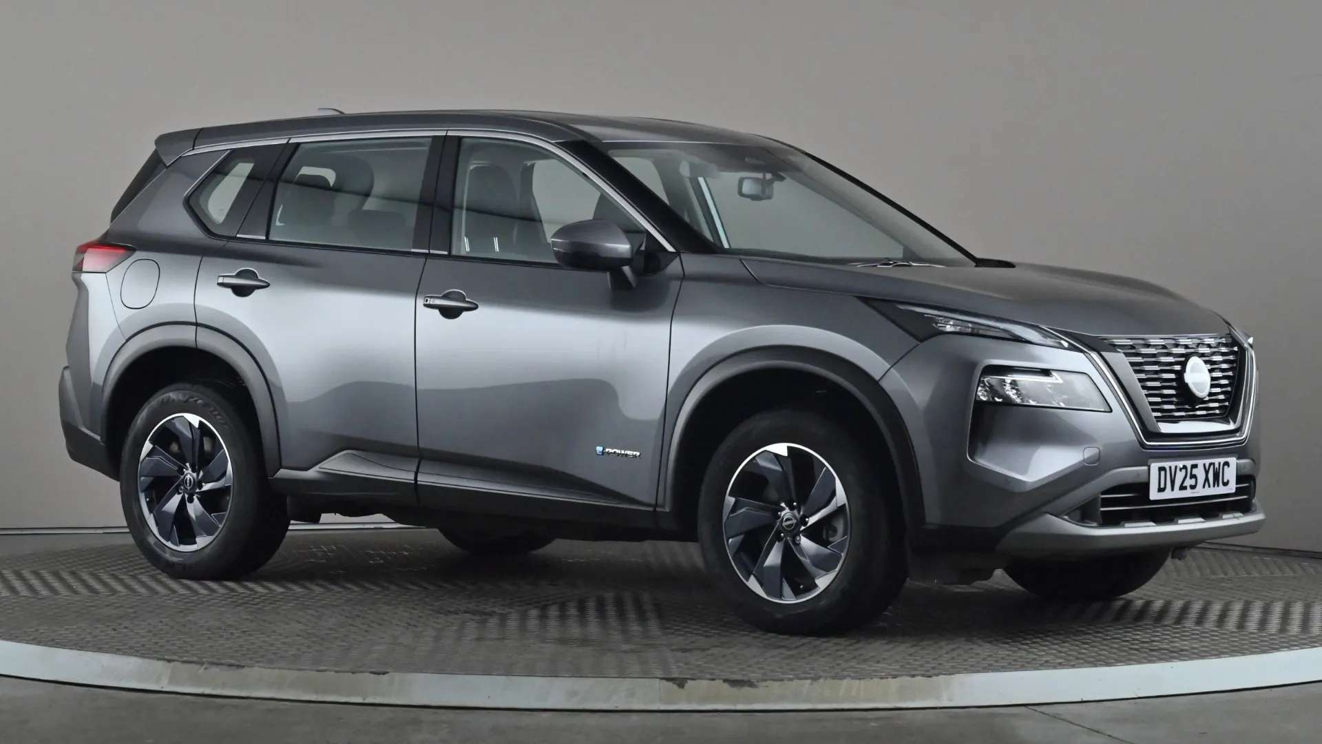 A 2025 NISSAN X-TRAIL 1.5 E-Power E-4orce 213 Acenta Premium Auto A 2025 NISSAN X-TRAIL 1.5 E-Power E-4orce 213 Acenta Premium Auto