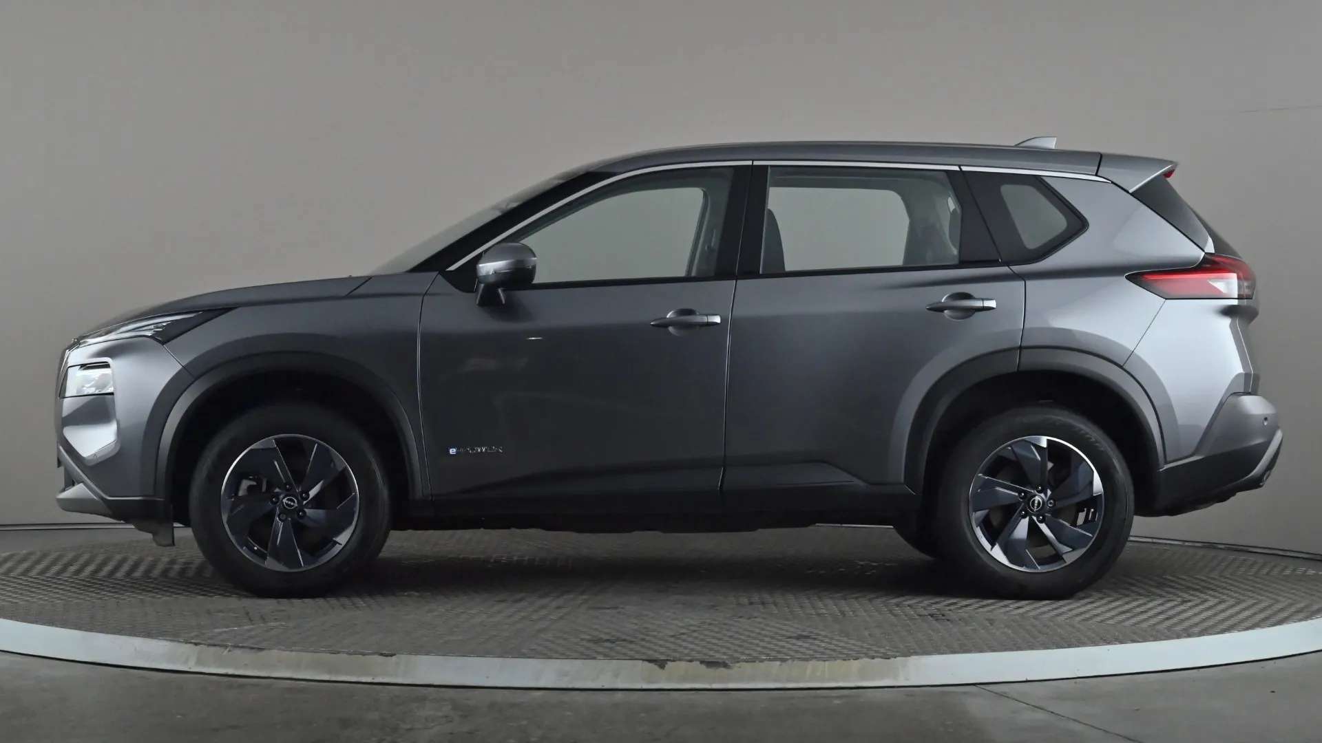 A 2025 NISSAN X-TRAIL 1.5 E-Power E-4orce 213 Acenta Premium Auto A 2025 NISSAN X-TRAIL 1.5 E-Power E-4orce 213 Acenta Premium Auto