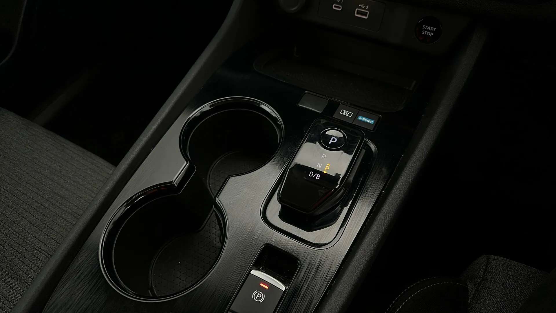 2024 NISSAN X-TRAIL 2024 NISSAN X-TRAIL