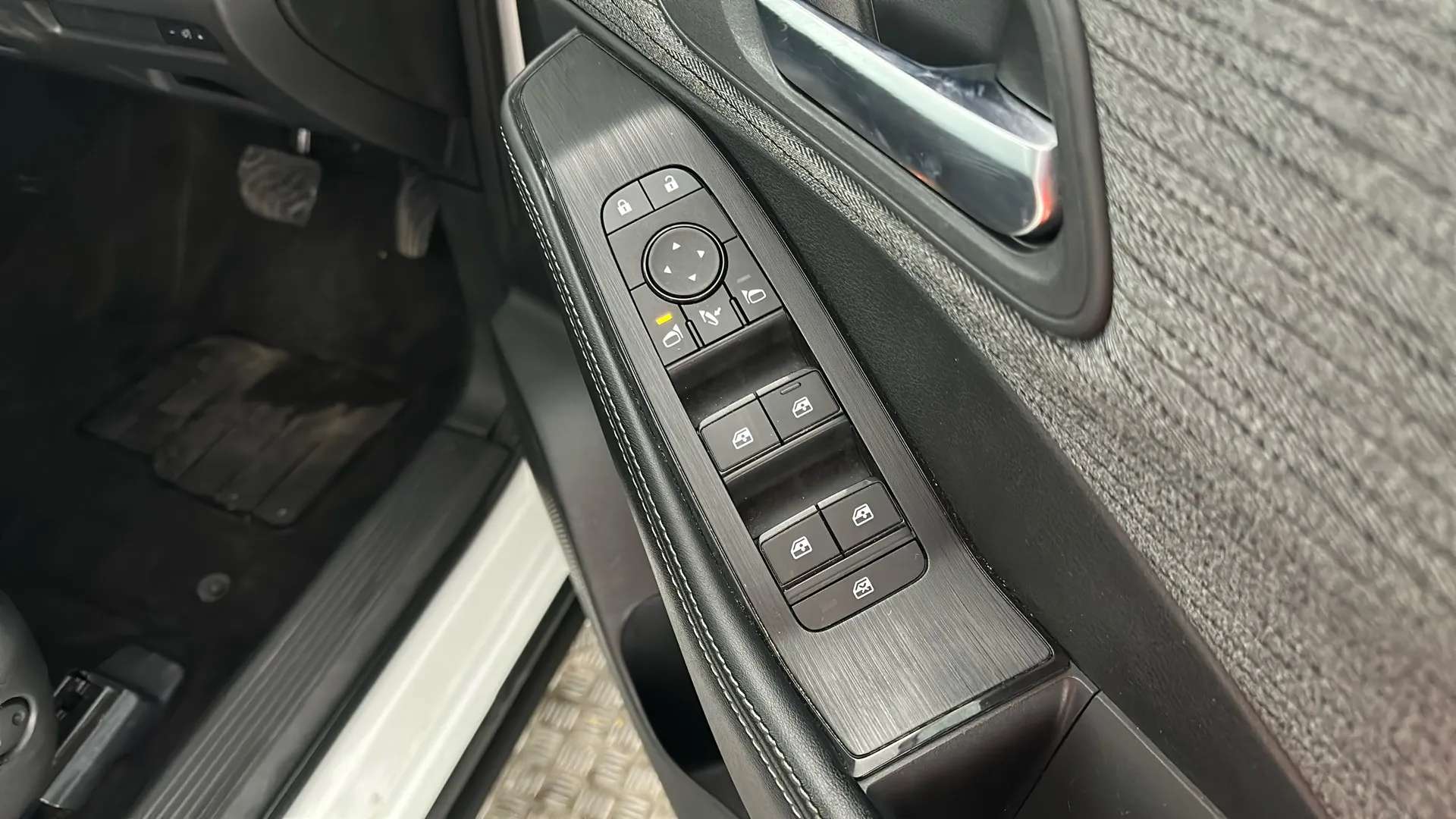 2024 NISSAN X-TRAIL 2024 NISSAN X-TRAIL