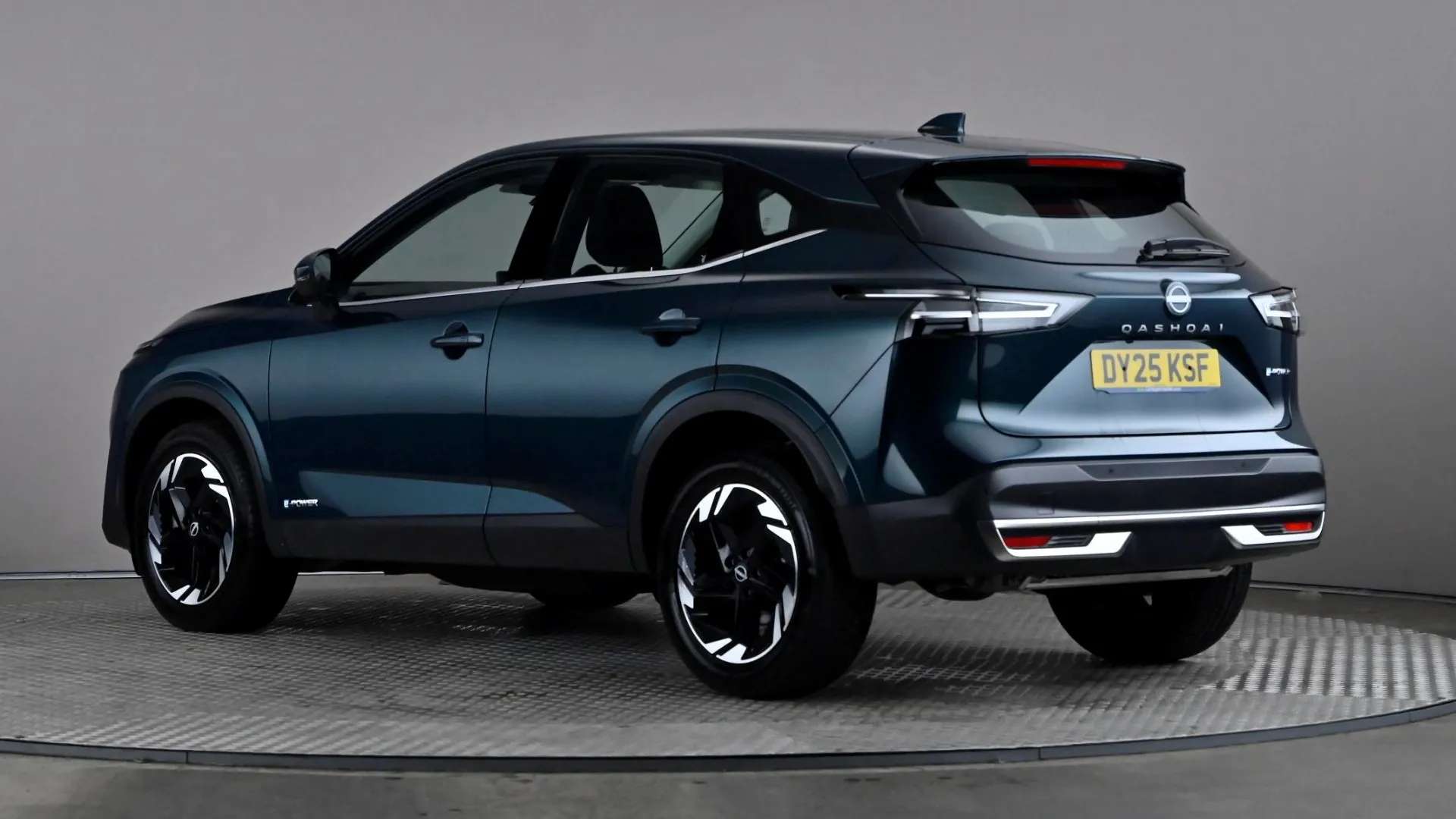 A 2025 NISSAN QASHQAI 1.5 E-Power Acenta Premium Auto A 2025 NISSAN QASHQAI 1.5 E-Power Acenta Premium Auto
