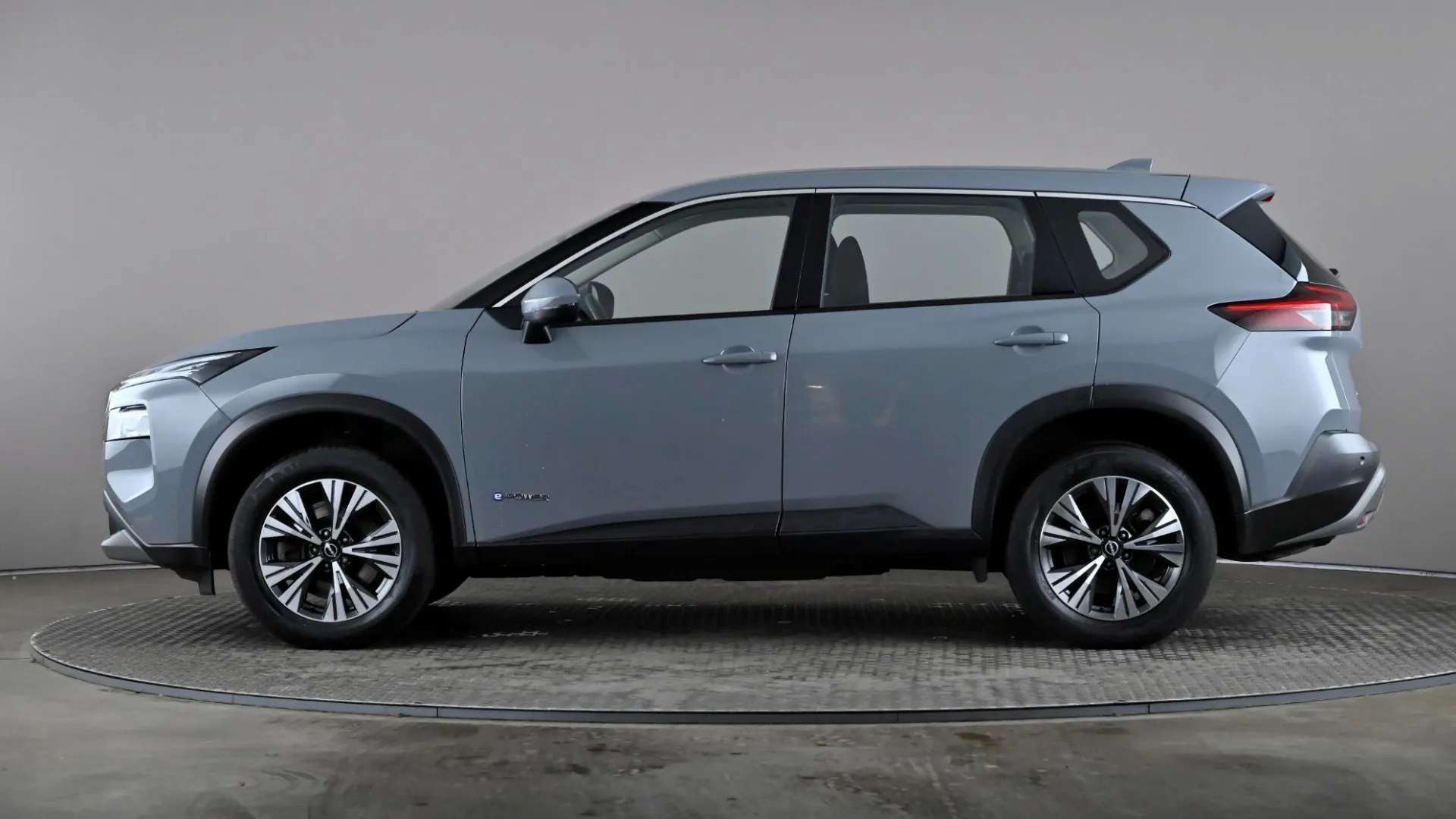 A 2023 NISSAN X-TRAIL 1.5 E-Power E-4orce 213 Acenta Premium Auto A 2023 NISSAN X-TRAIL 1.5 E-Power E-4orce 213 Acenta Premium Auto