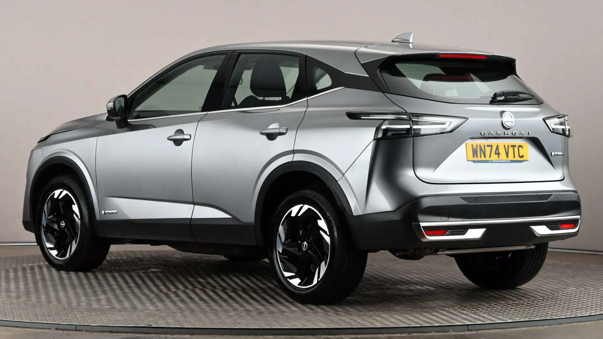 A 2024 NISSAN QASHQAI 1.5 E-Power Acenta Premium Auto A 2024 NISSAN QASHQAI 1.5 E-Power Acenta Premium Auto