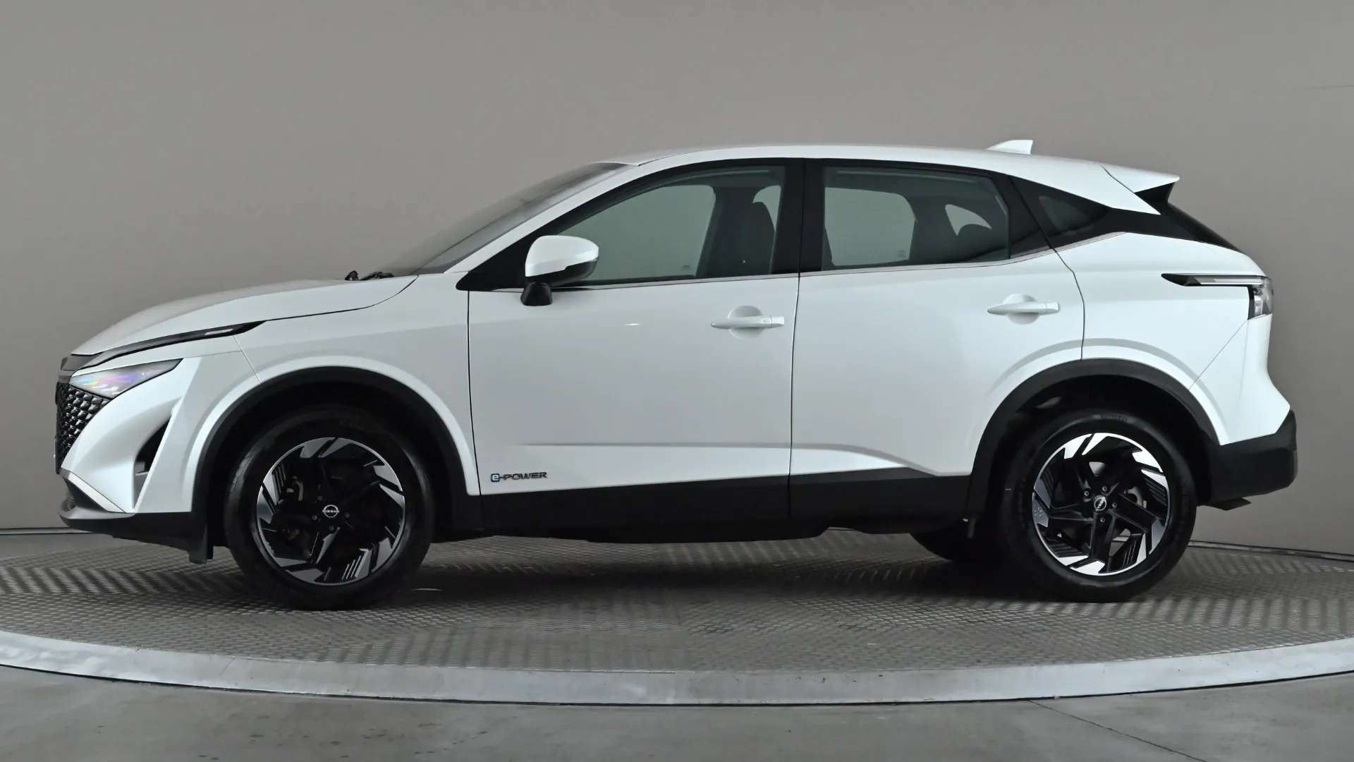 A 2025 NISSAN QASHQAI 1.5 E-Power Acenta Premium Auto A 2025 NISSAN QASHQAI 1.5 E-Power Acenta Premium Auto