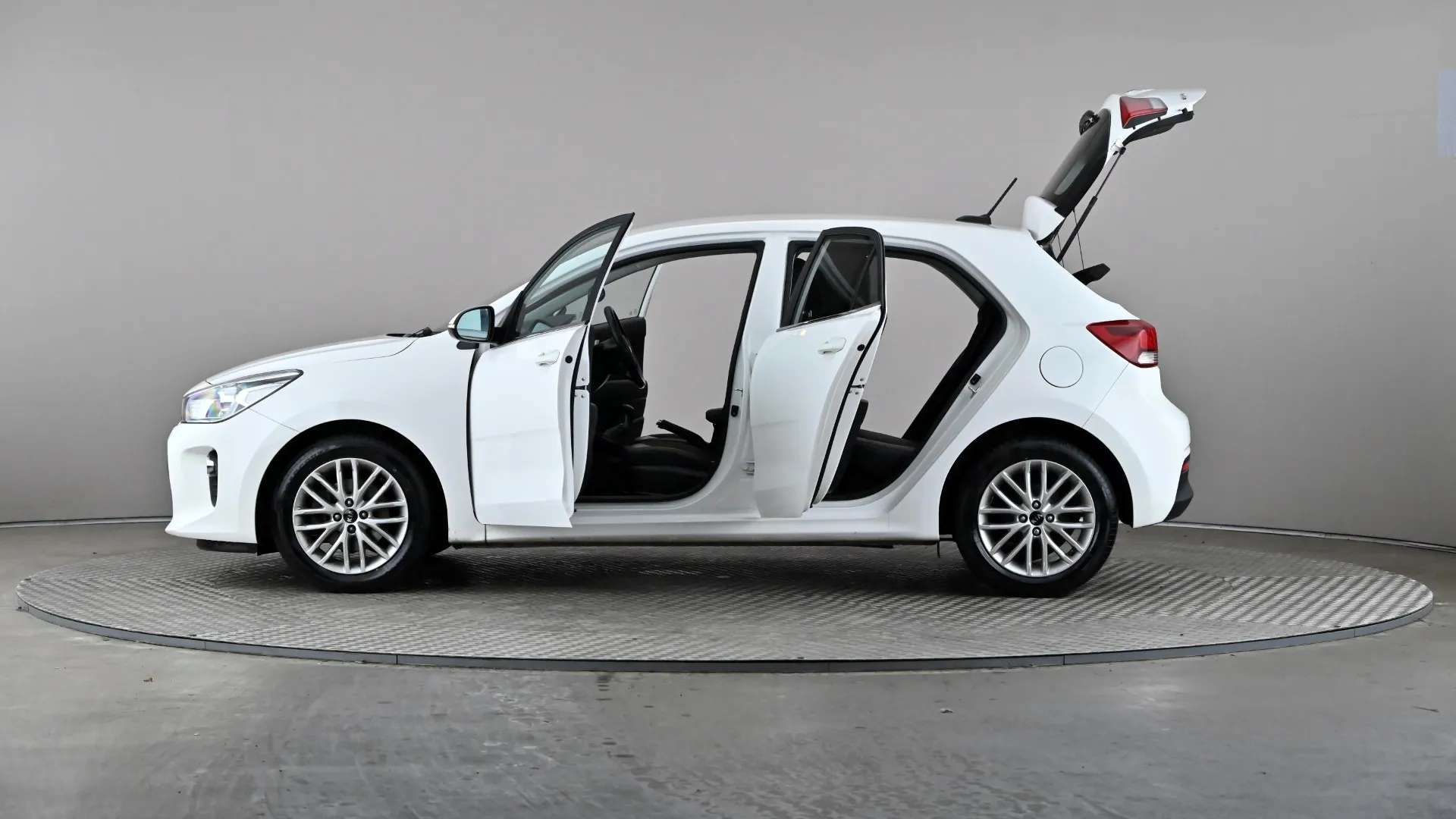 2018 KIA RIO 2018 KIA RIO