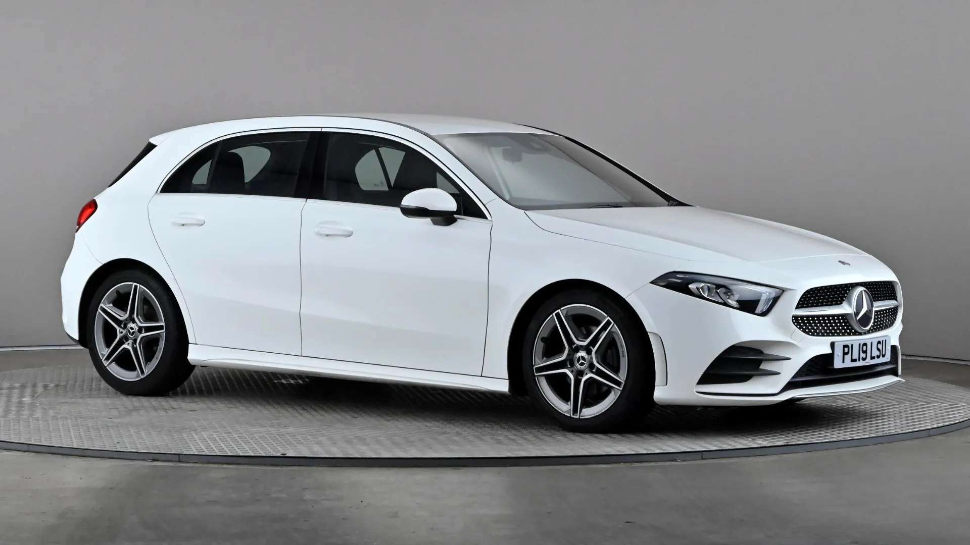 A 2019 MERCEDES-BENZ A CLASS A180 AMG Line A 2019 MERCEDES-BENZ A CLASS A180 AMG Line