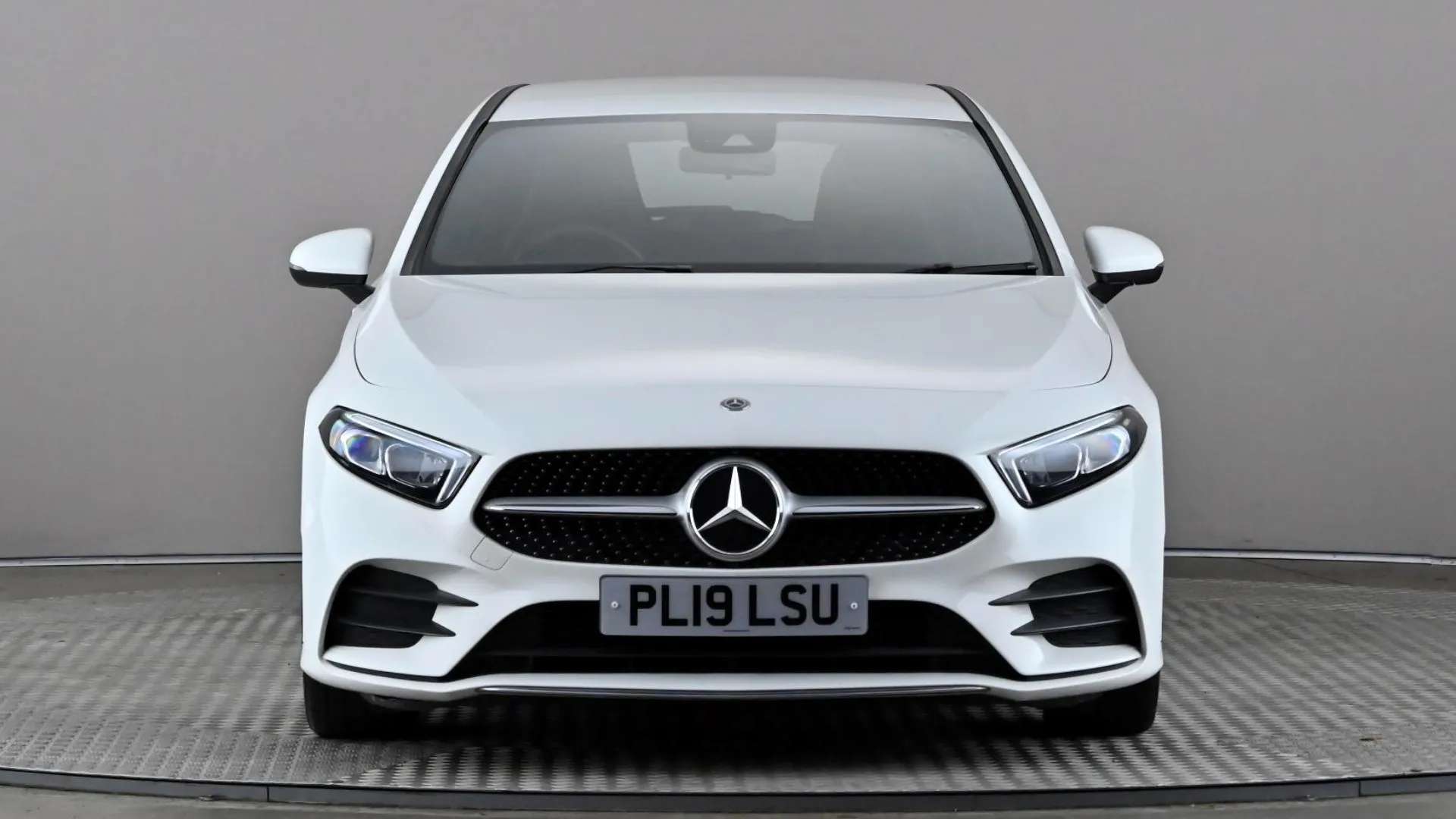 A 2019 MERCEDES-BENZ A CLASS A180 AMG Line A 2019 MERCEDES-BENZ A CLASS A180 AMG Line