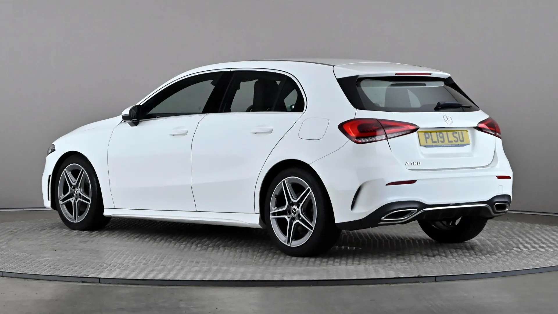 A 2019 MERCEDES-BENZ A CLASS A180 AMG Line A 2019 MERCEDES-BENZ A CLASS A180 AMG Line