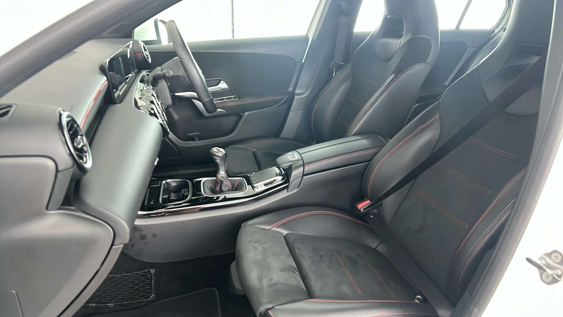 2019 MERCEDES-BENZ A CLASS 2019 MERCEDES-BENZ A CLASS