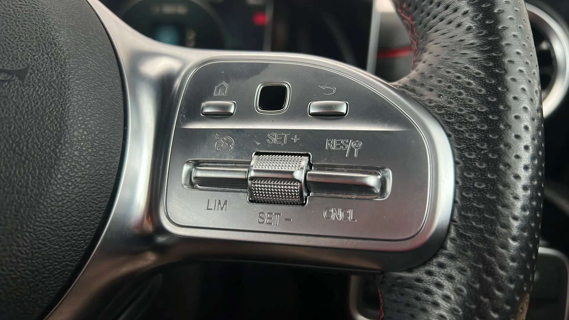 2019 MERCEDES-BENZ A CLASS 2019 MERCEDES-BENZ A CLASS