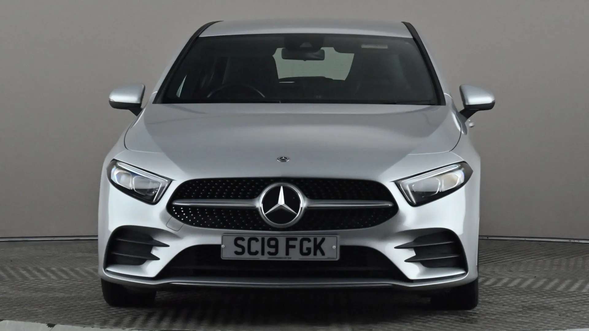 A 2019 MERCEDES-BENZ A CLASS A180 AMG Line A 2019 MERCEDES-BENZ A CLASS A180 AMG Line