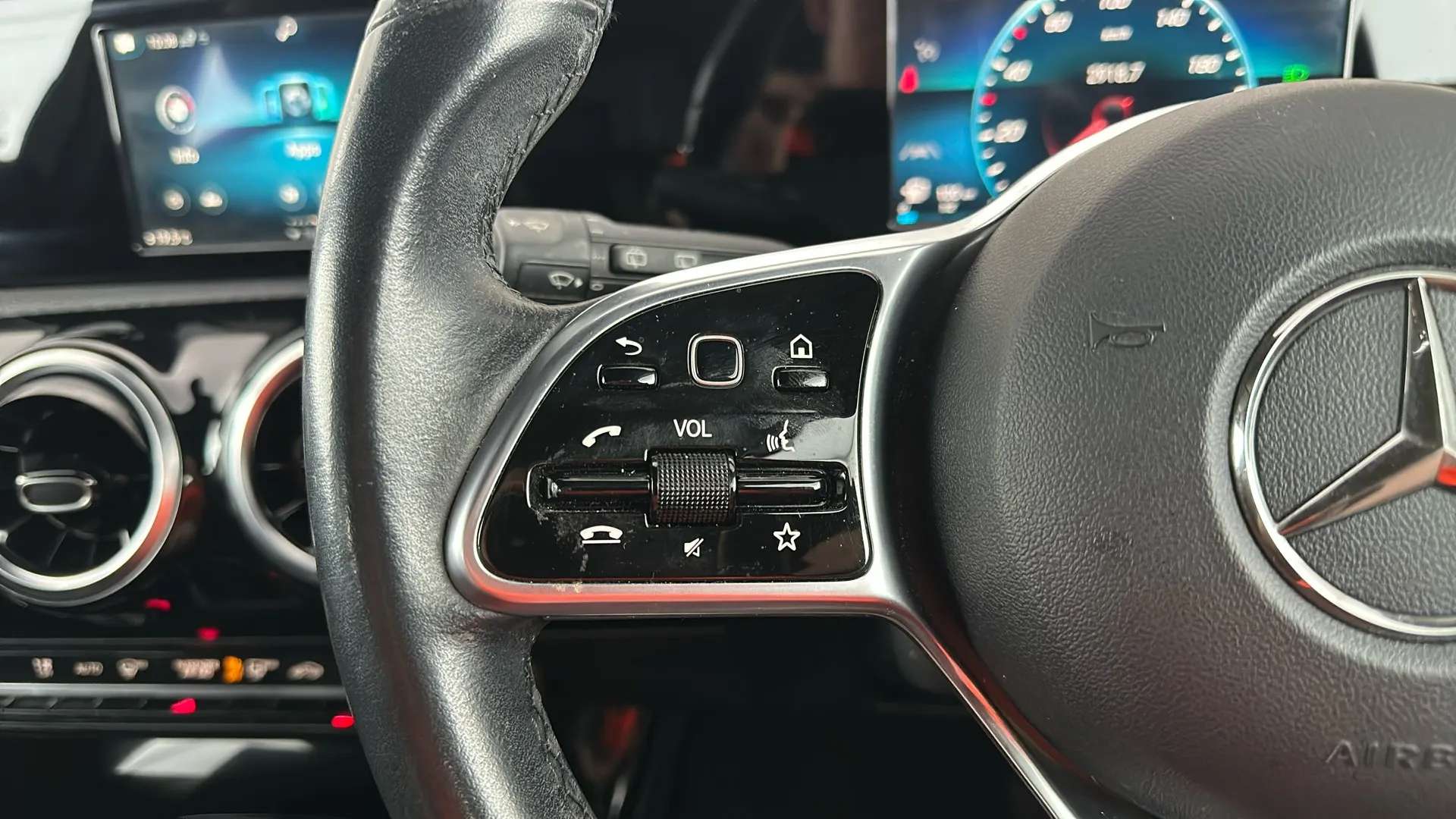 2021 MERCEDES-BENZ A CLASS 2021 MERCEDES-BENZ A CLASS