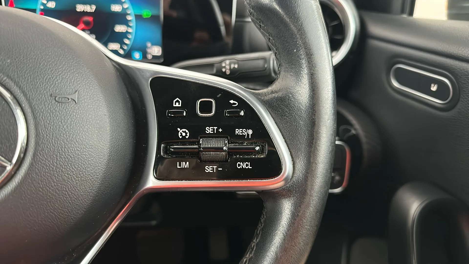 2021 MERCEDES-BENZ A CLASS 2021 MERCEDES-BENZ A CLASS