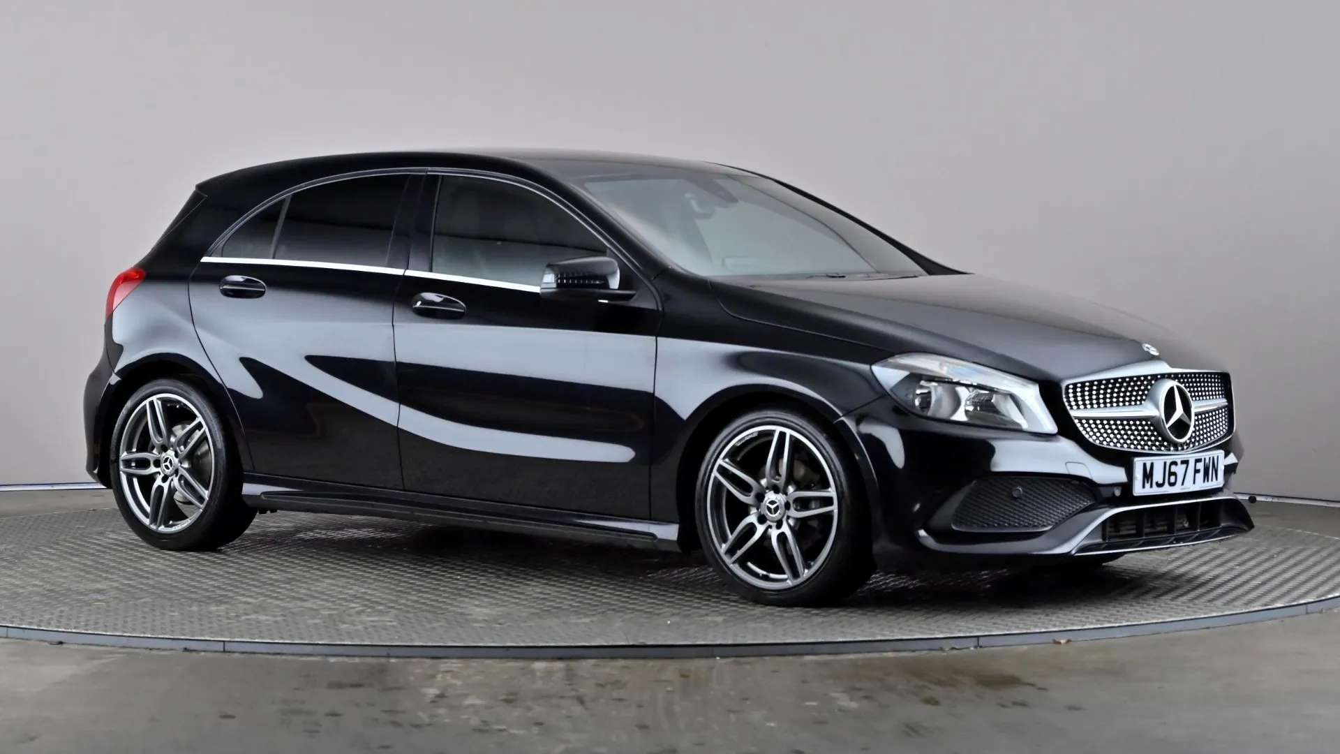 A 2017 MERCEDES-BENZ A CLASS A200d AMG Line A 2017 MERCEDES-BENZ A CLASS A200d AMG Line