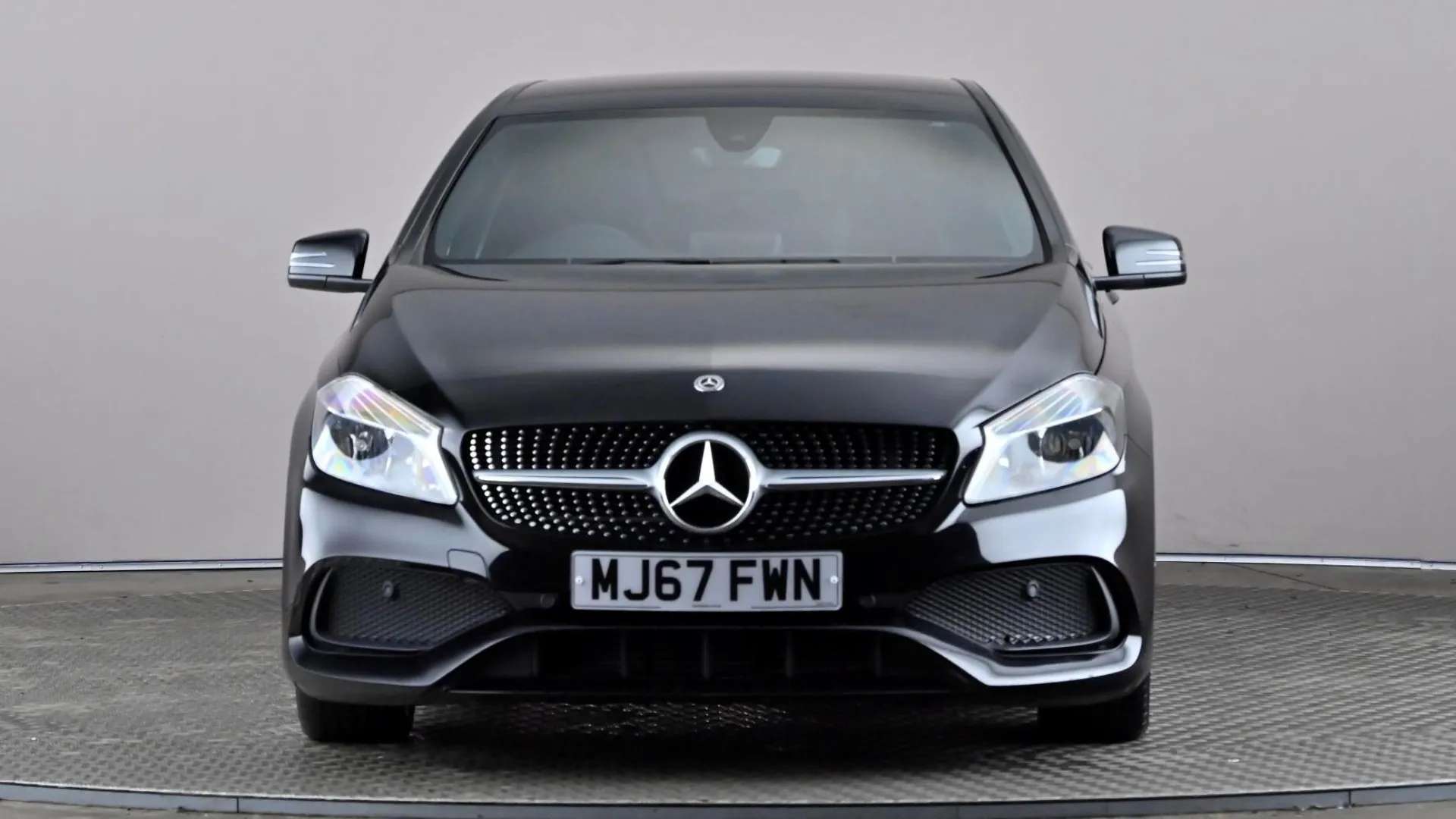 A 2017 MERCEDES-BENZ A CLASS A200d AMG Line A 2017 MERCEDES-BENZ A CLASS A200d AMG Line