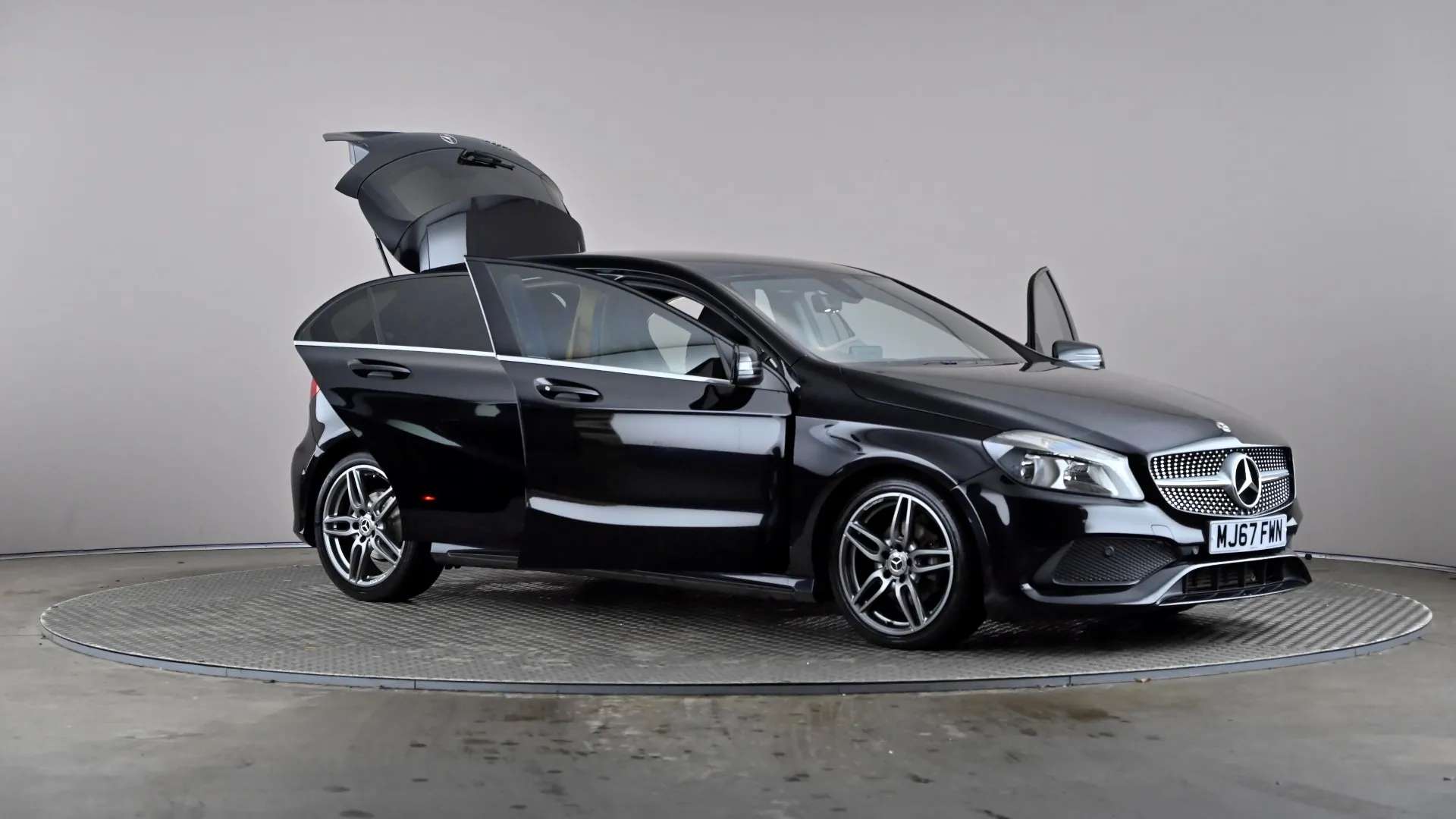 2017 MERCEDES-BENZ A CLASS 2017 MERCEDES-BENZ A CLASS